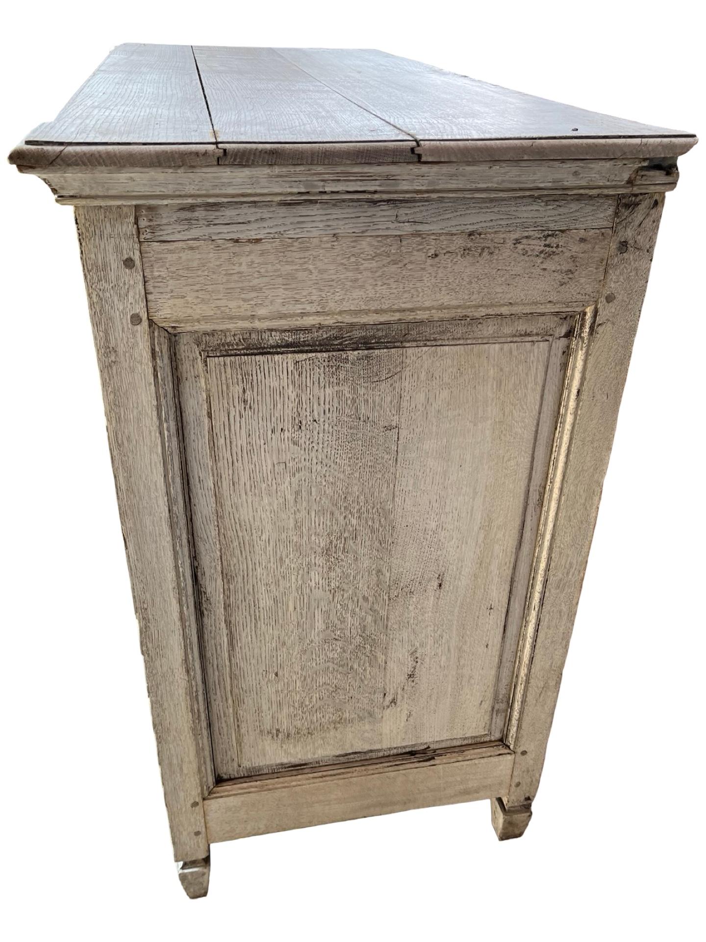 Belgian 19th Century Bleached Oak Flemish Chest of Drawers For Sale