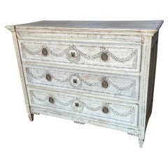Commodes and Chests of Drawers