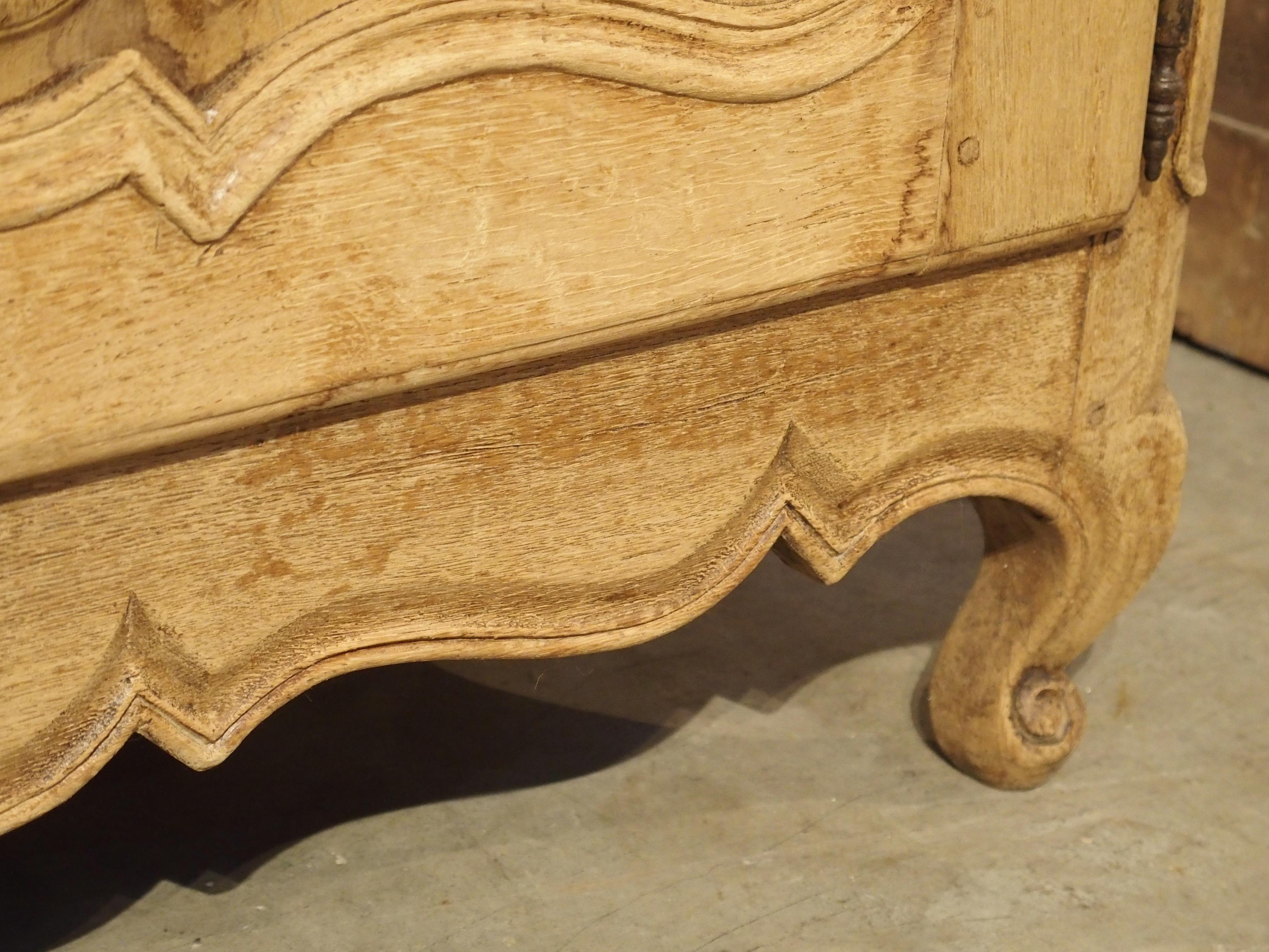 19th Century Bleached Oak Louis XV Style 3-Door Enfilade Buffet from France For Sale 10