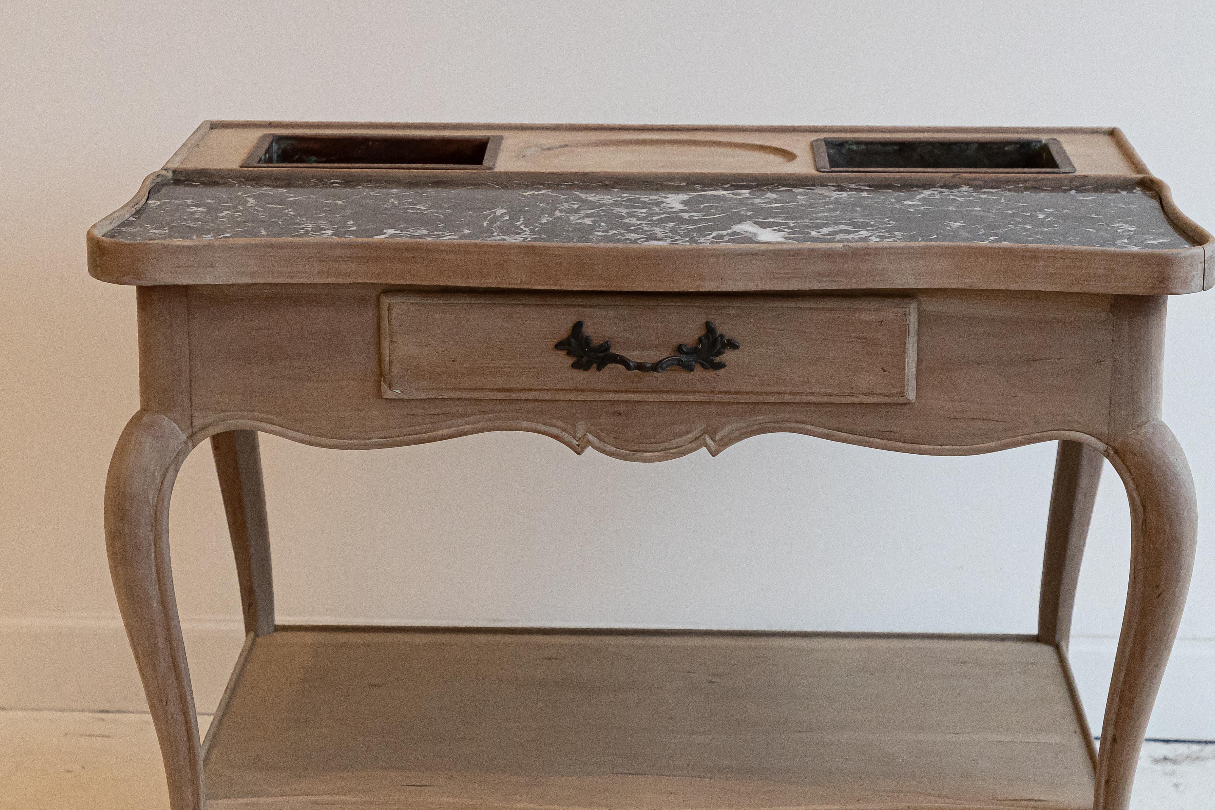 19th Century Bleached Rafraîchissoir or Refreshment Table With Copper Inserts In Good Condition In Atlanta, GA
