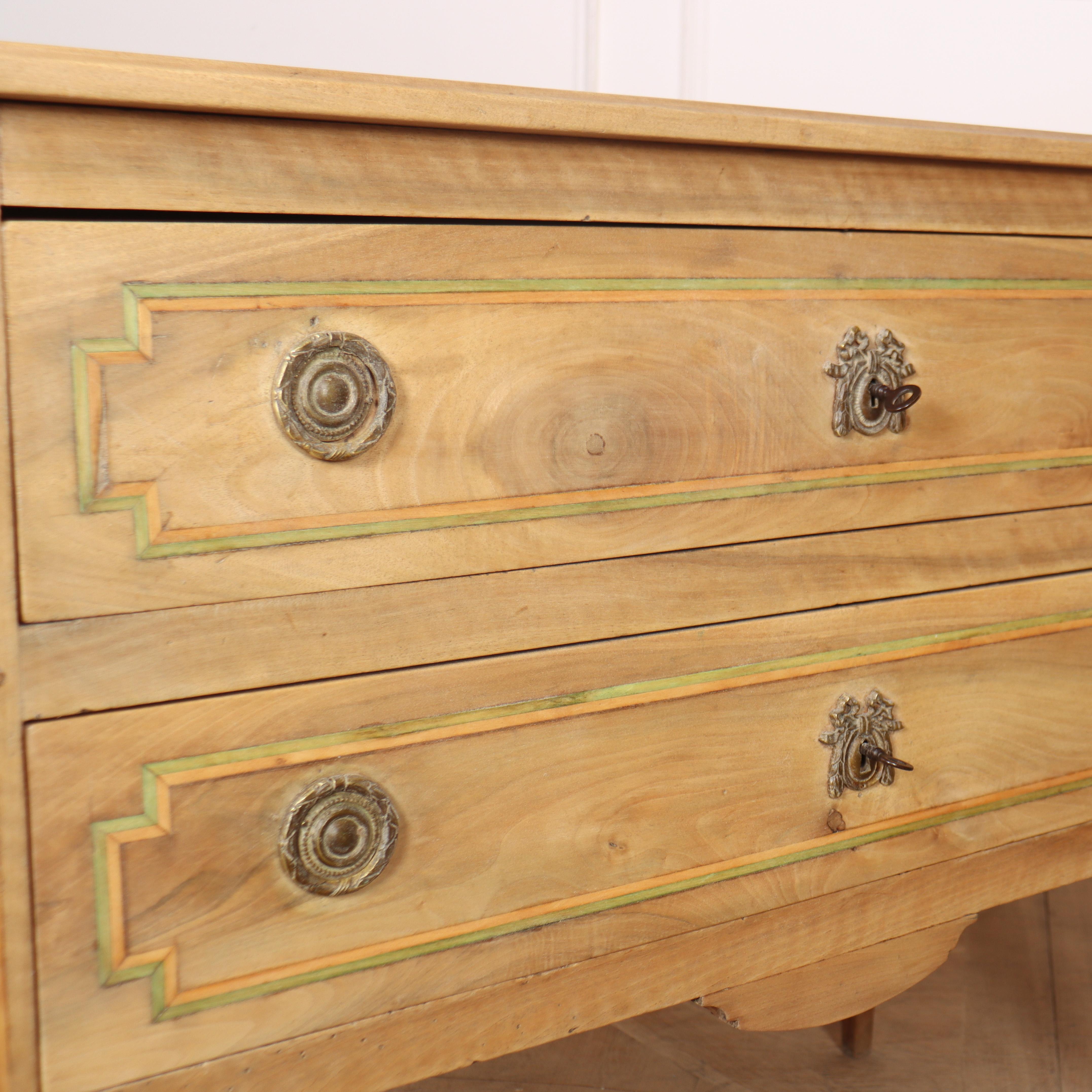 19th Century Bleached Walnut Italian Commode in vendita 2