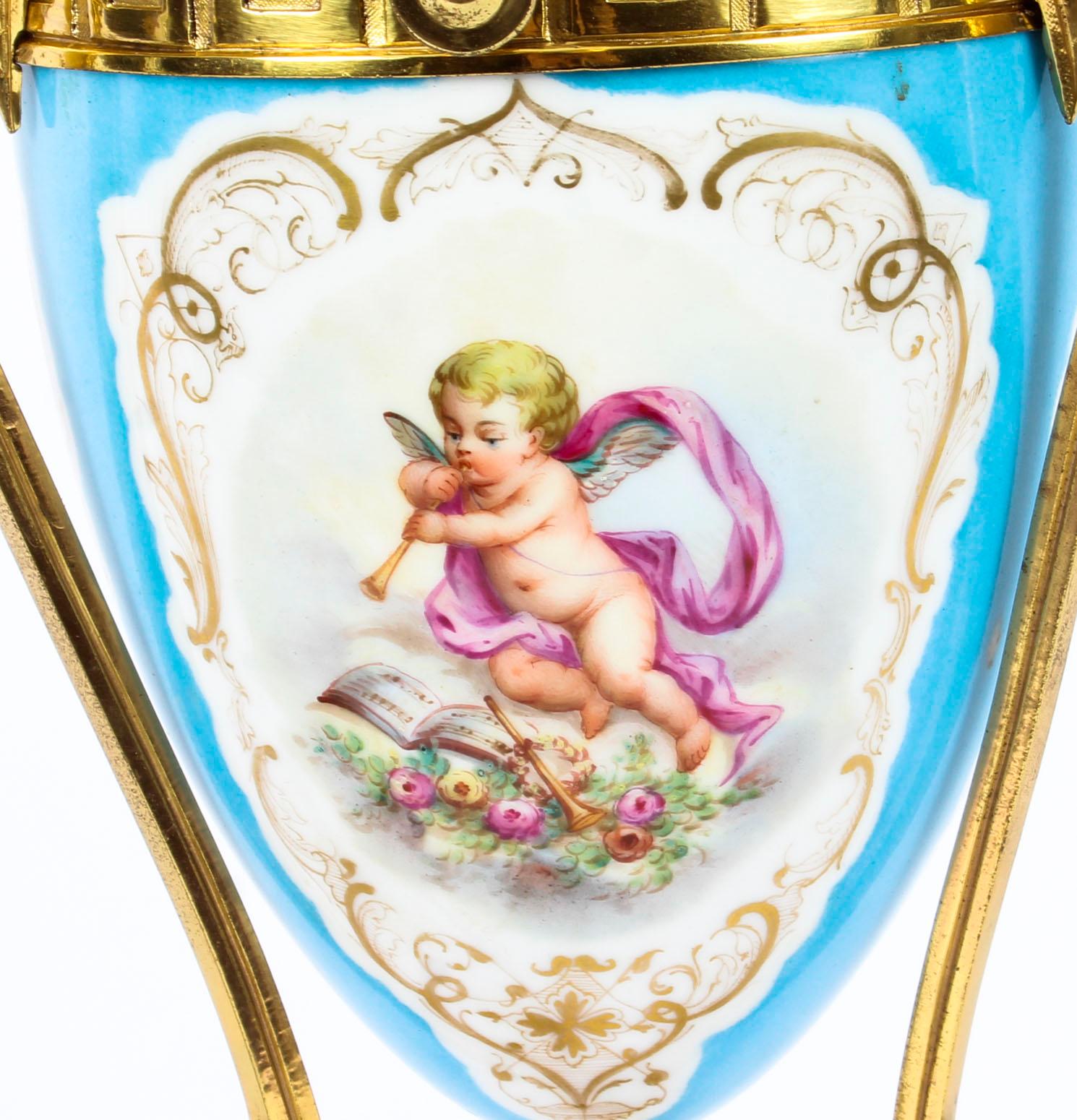 19th Century Bleu Celeste Sèvres Porcelain Ormolu Lamp 9