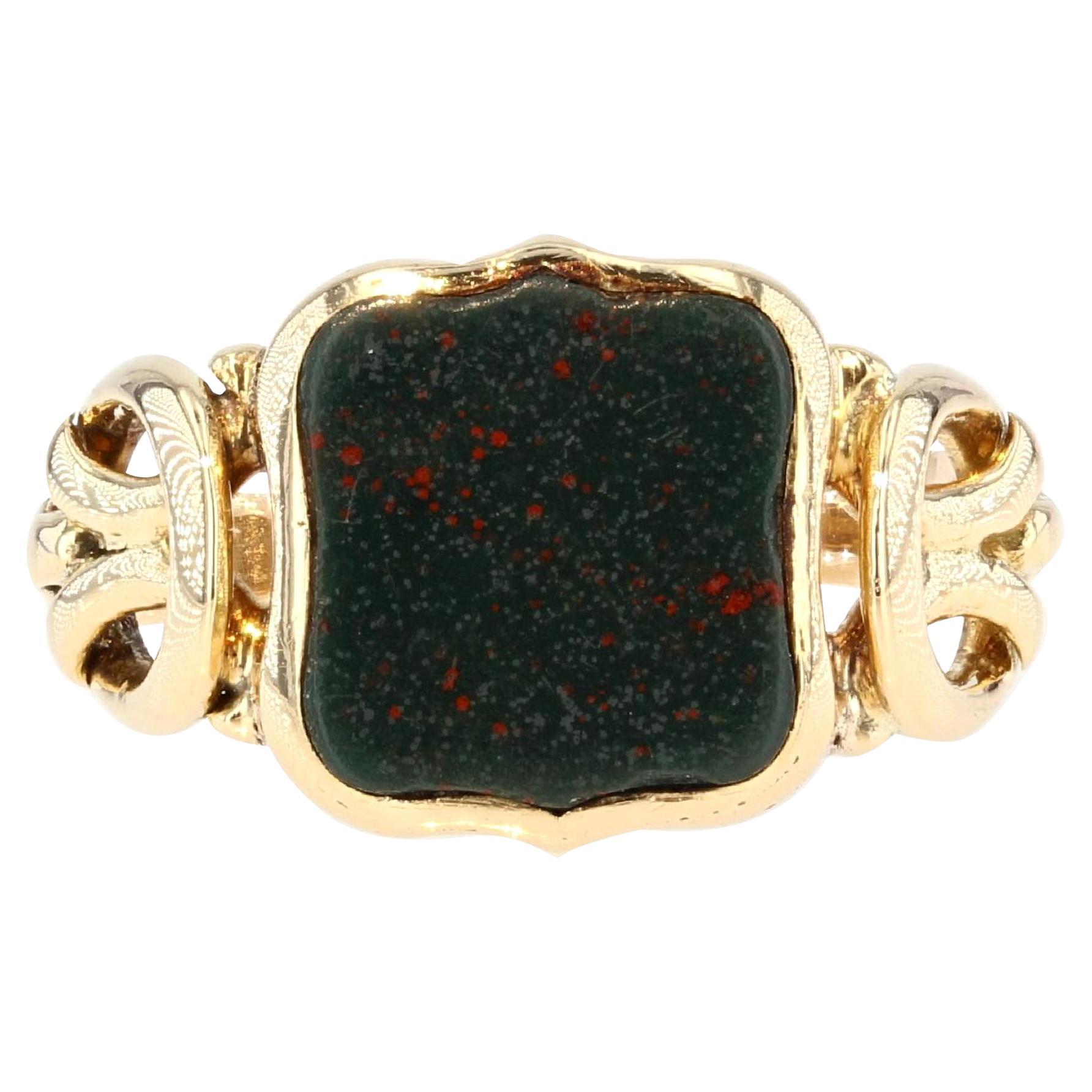 Anillo de sello de oro amarillo de 18 quilates con jaspe de sangre del siglo XIX