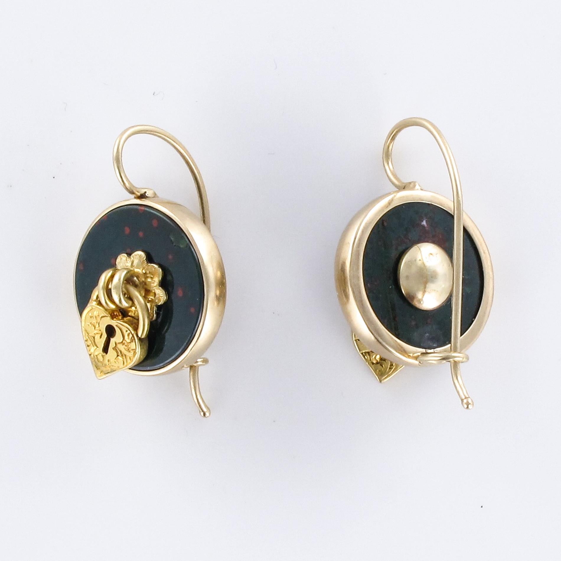 19th Century Blood Jasper 18 Karat Yellow Gold Sentimental Padlock Drop Earrings For Sale 7