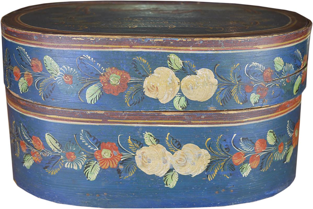 19th Century Blu Animal Painted Italian Box 2