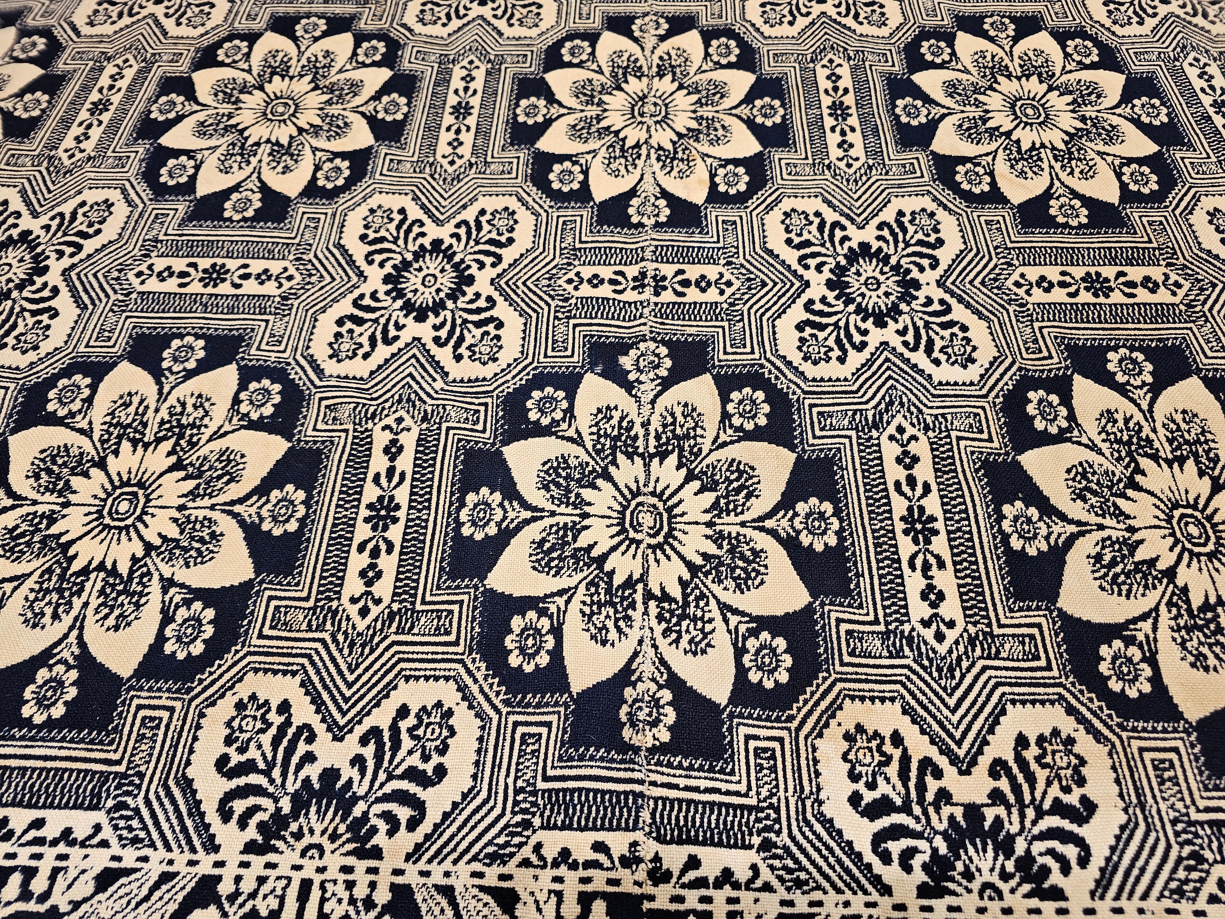 19th Century Blue and White American Jacquard Coverlet with Eagle and Stars For Sale 4