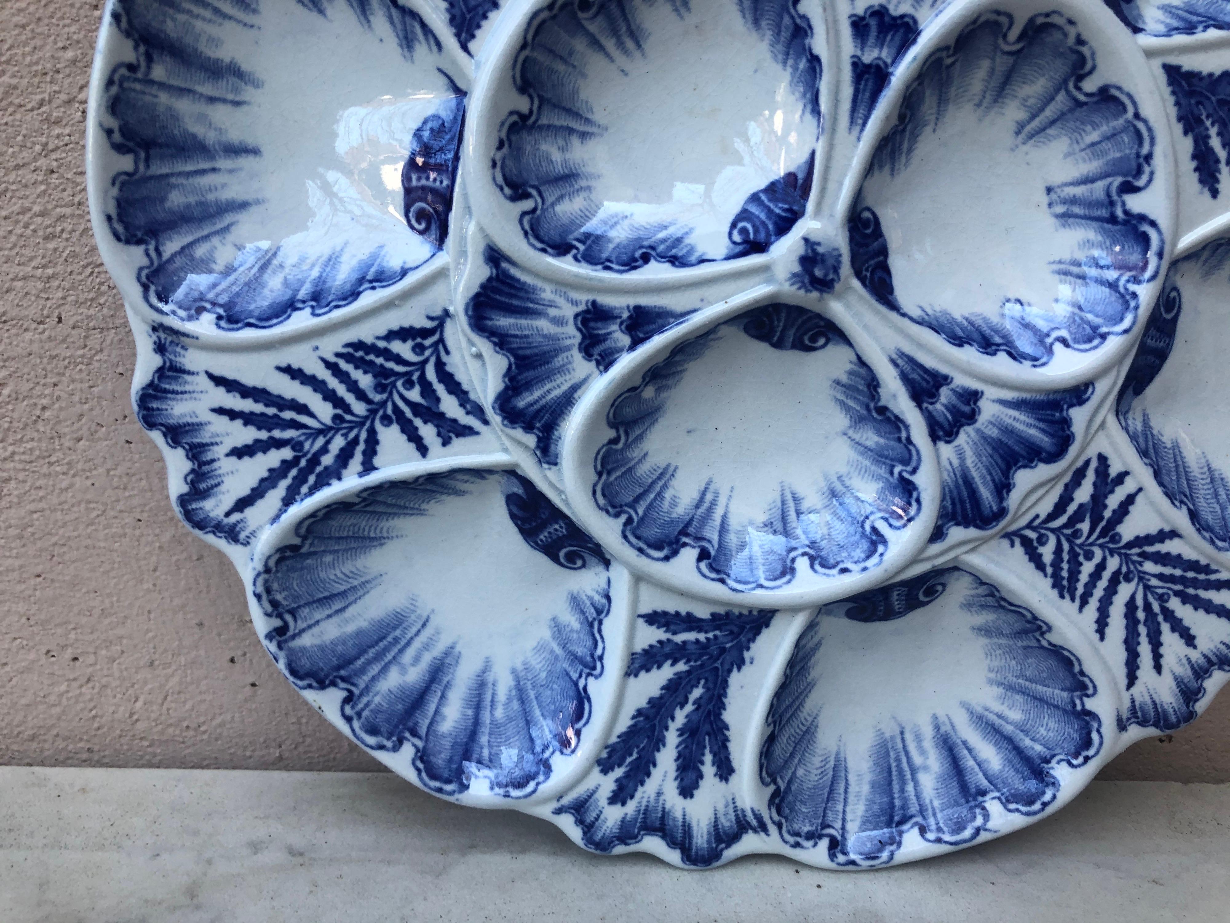 19th century faience blue and white oyster plate signed J. Vieillard & Cie Bordeaux decorated with seaweeds.
Large size.
Mark / 1829-1895.