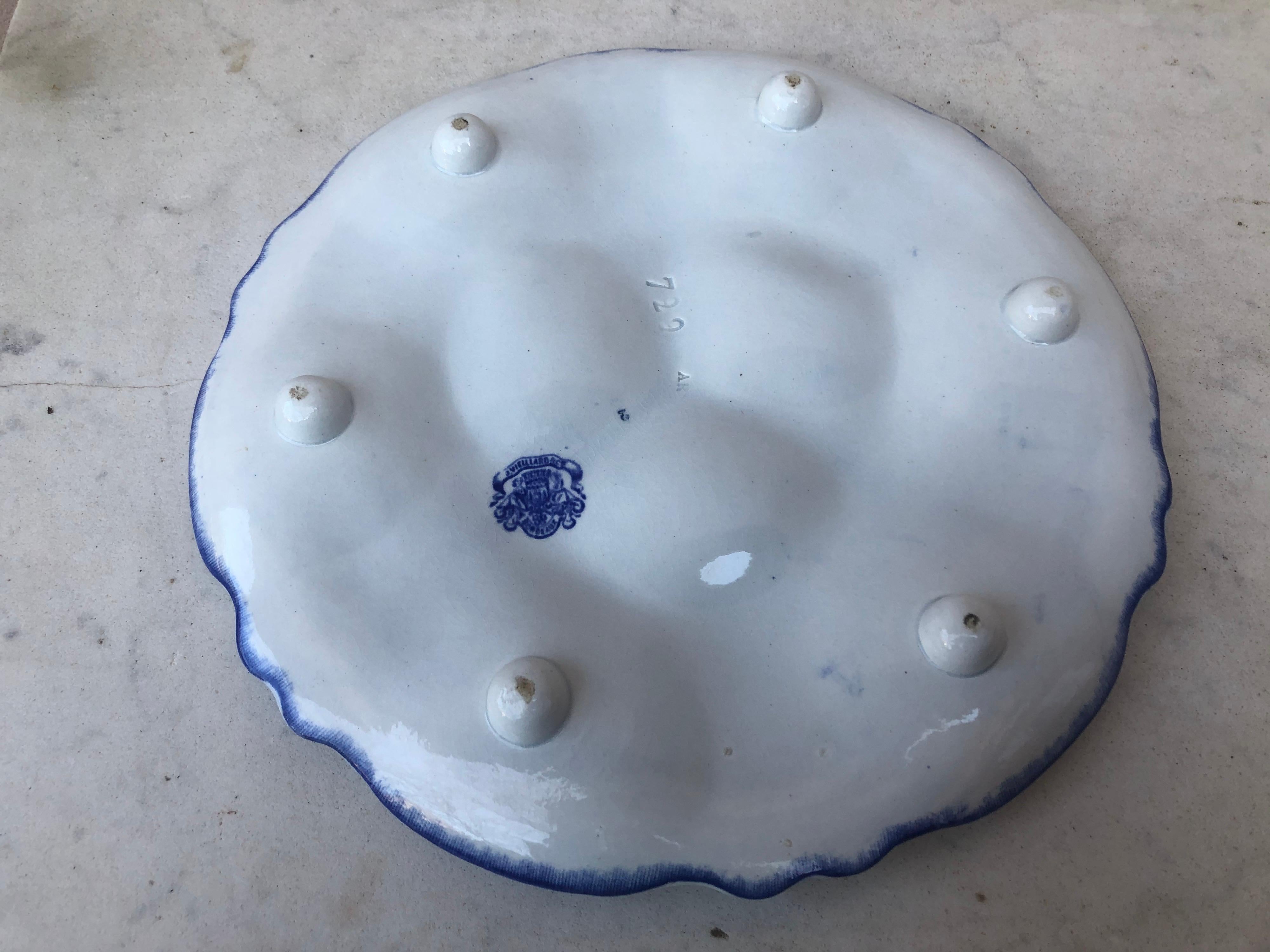 19th Century Blue and White Oyster Plate Vieillard Bordeaux In Excellent Condition In Austin, TX