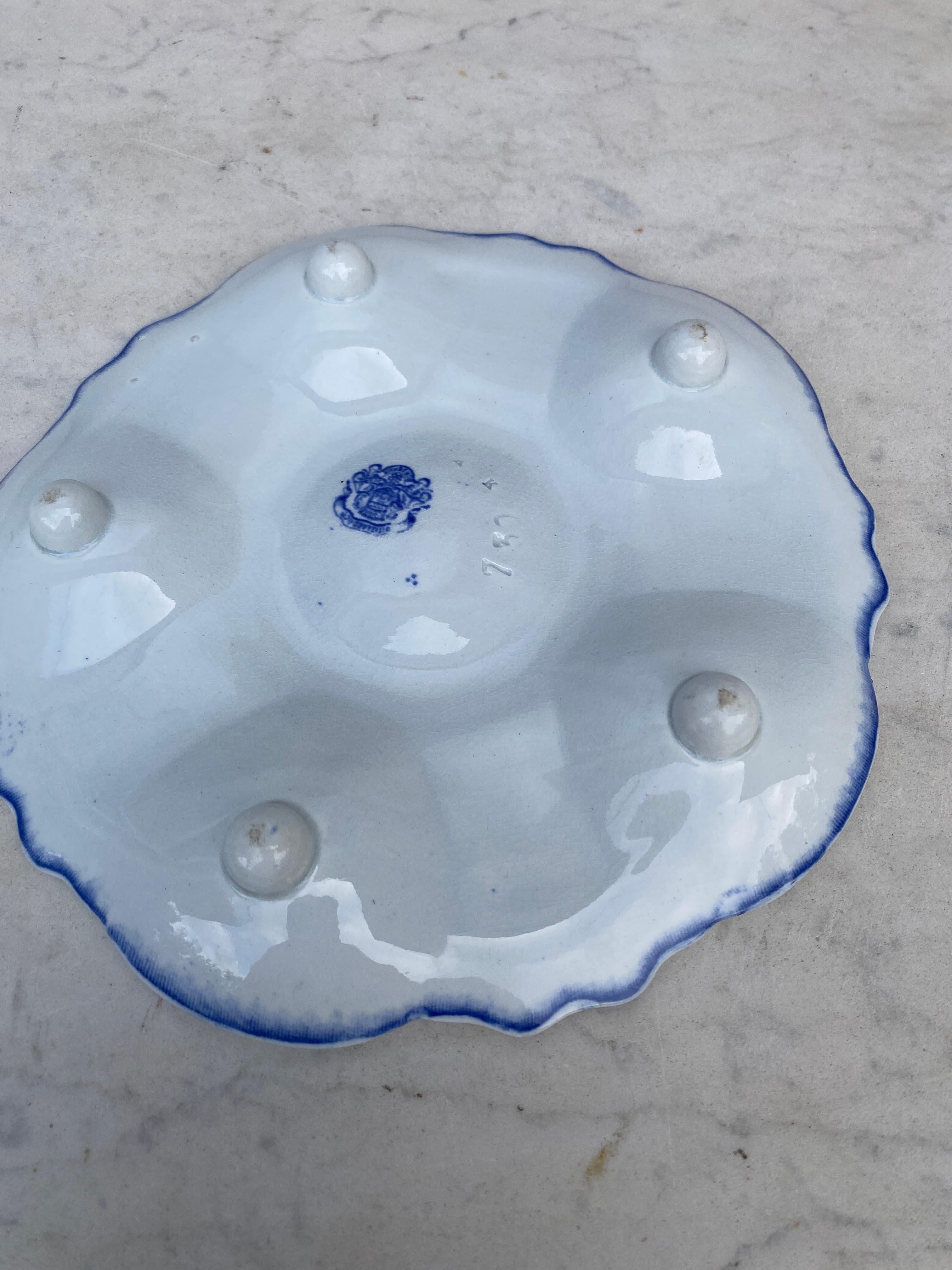 19th Century Blue and White Seaweeds Oyster Plate Bordeaux In Good Condition For Sale In Austin, TX