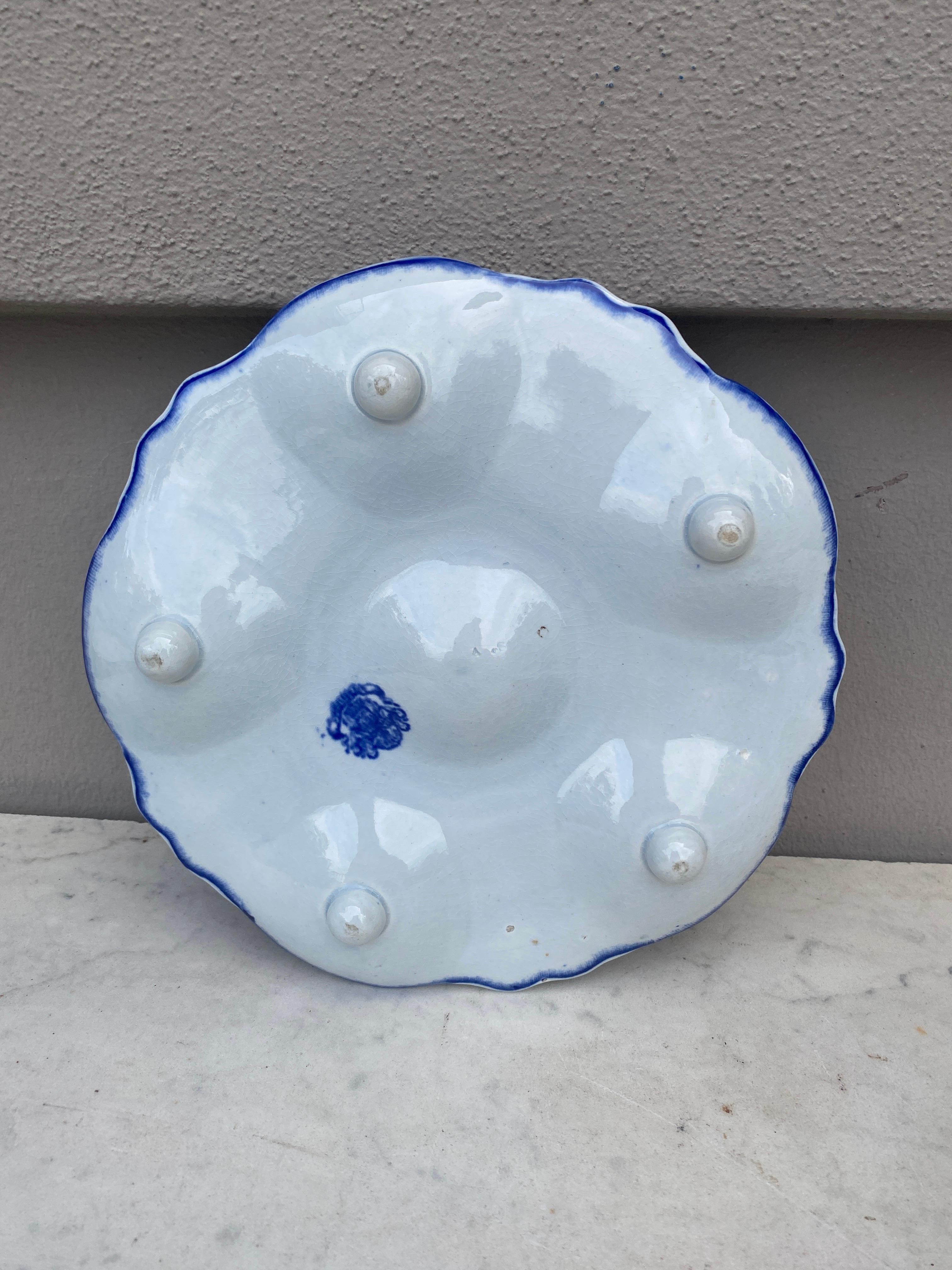 Late 19th Century 19th Century Blue and White Seaweeds Oyster Plate Bordeaux For Sale