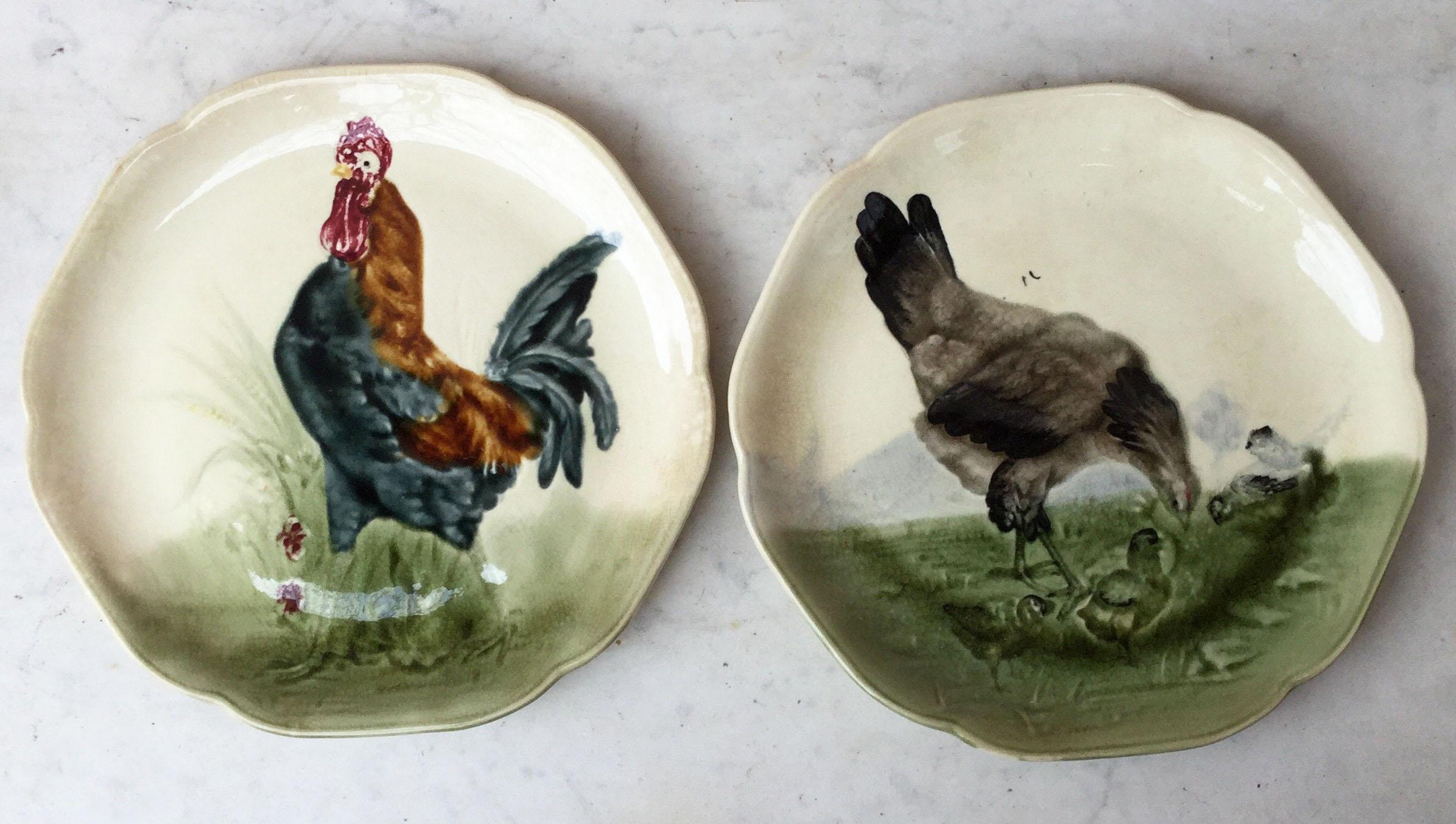 French 19th Century Majolica Rooster Plate Choisy Le Roi For Sale