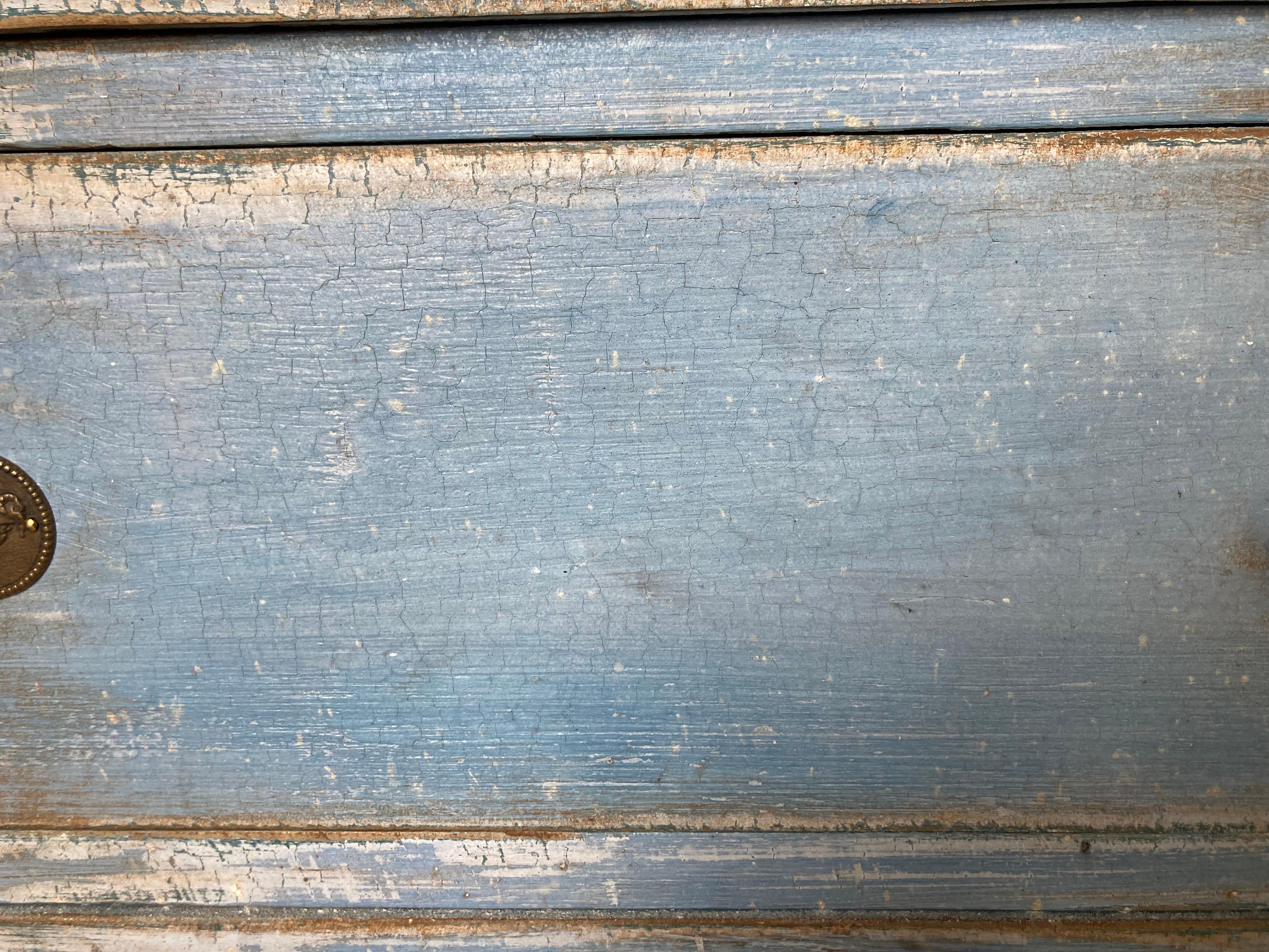 Italienische Kommode aus Nussbaum, blau bemalt, 19. 3