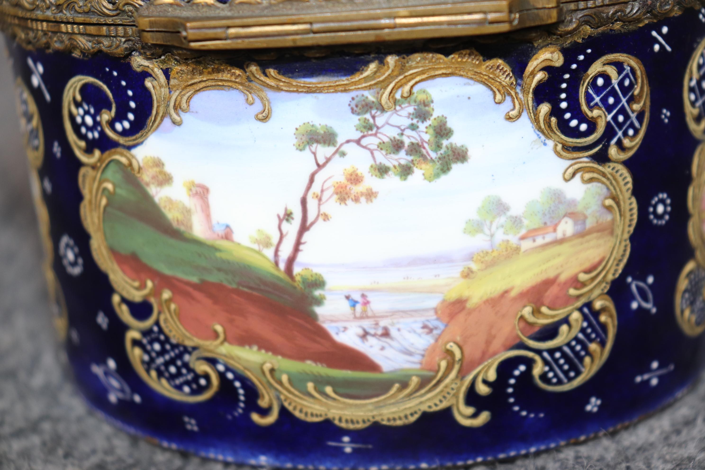 19th Century Blue Royal Vienna Porcelain Jewelry Casket For Sale 2