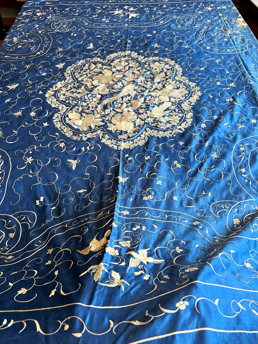 19th century blue satin Chinese wall hanging or bedspread for Export Europe 8