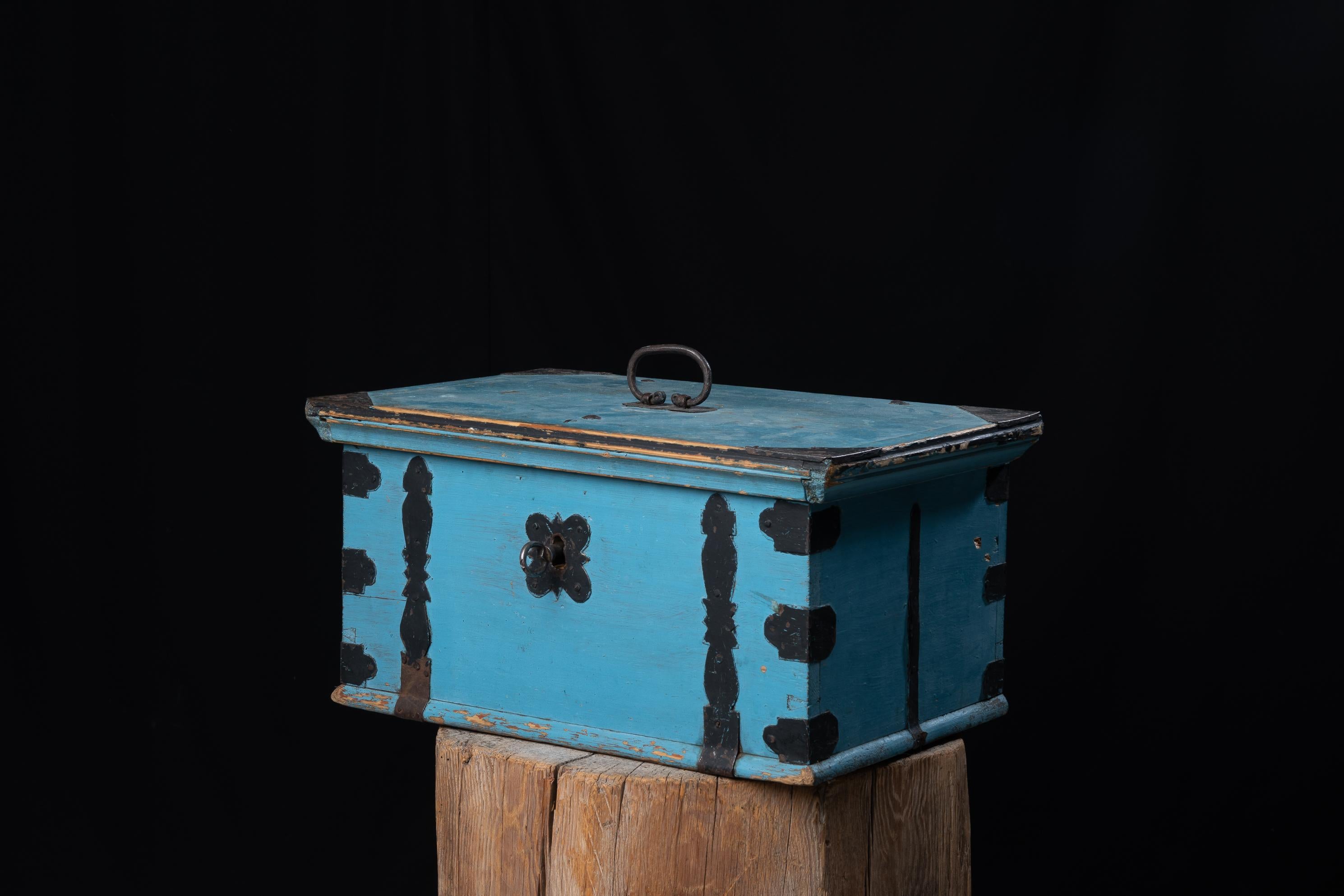 Hand-Crafted 19th Century Blue Swedish Folk Art Chest or Box For Sale