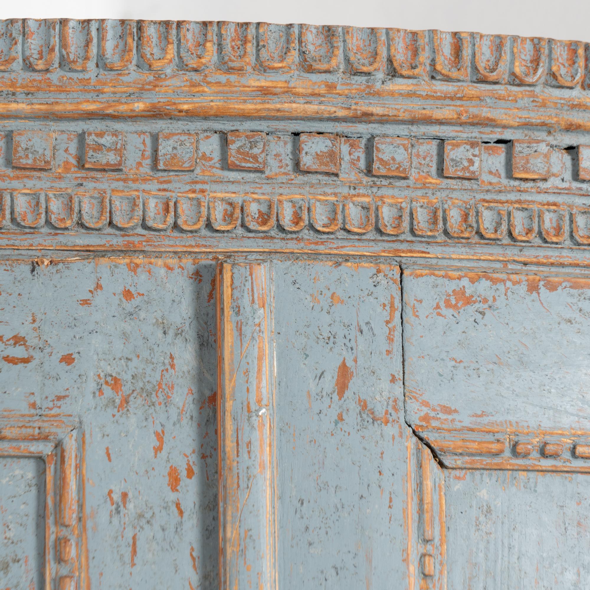 19th Century Blue Swedish Pine Bow Front Corner Cabinet For Sale 3