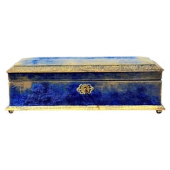 Boîte à bijoux du XIXe siècle en velours bleu, ornée d'un galon doré et de velours bleu, France