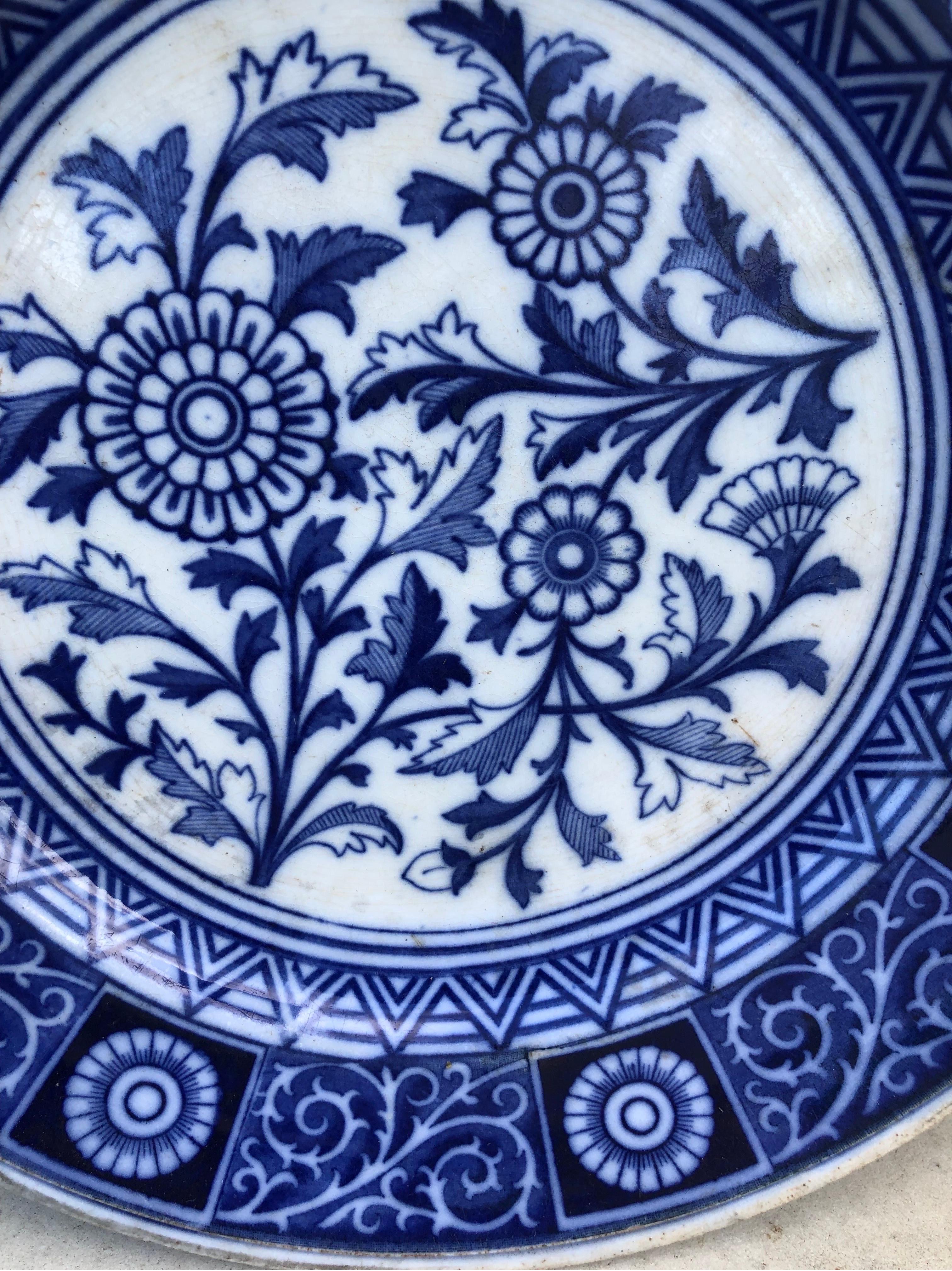 English 19th Century Blue & White Daisy Platter Minton For Sale