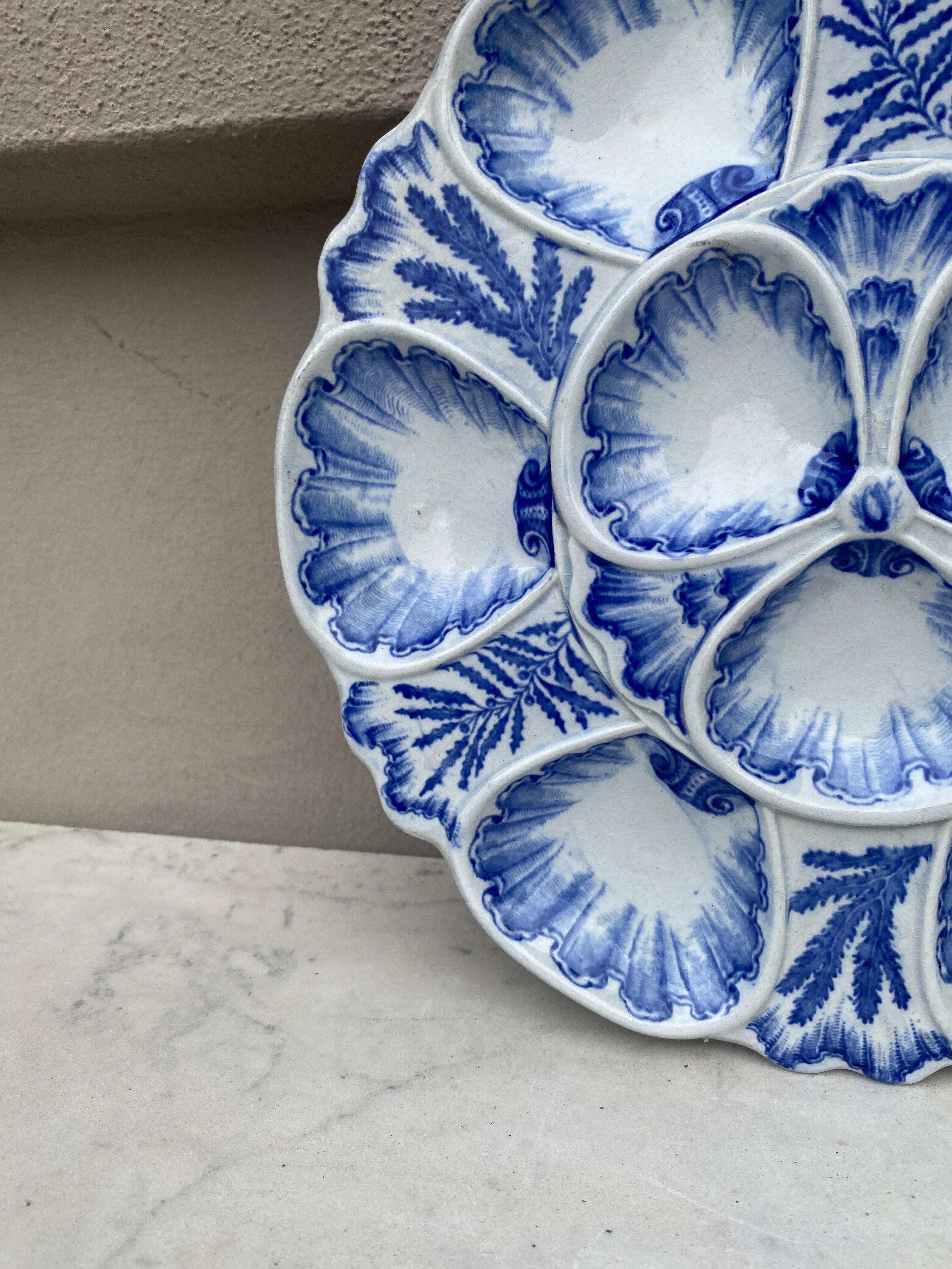 19th Century faience blue & white oyster plate signed J. Vieillard & Cie Bordeaux decorated with seaweeds.
Large size.
Mark / 1829-1895.
