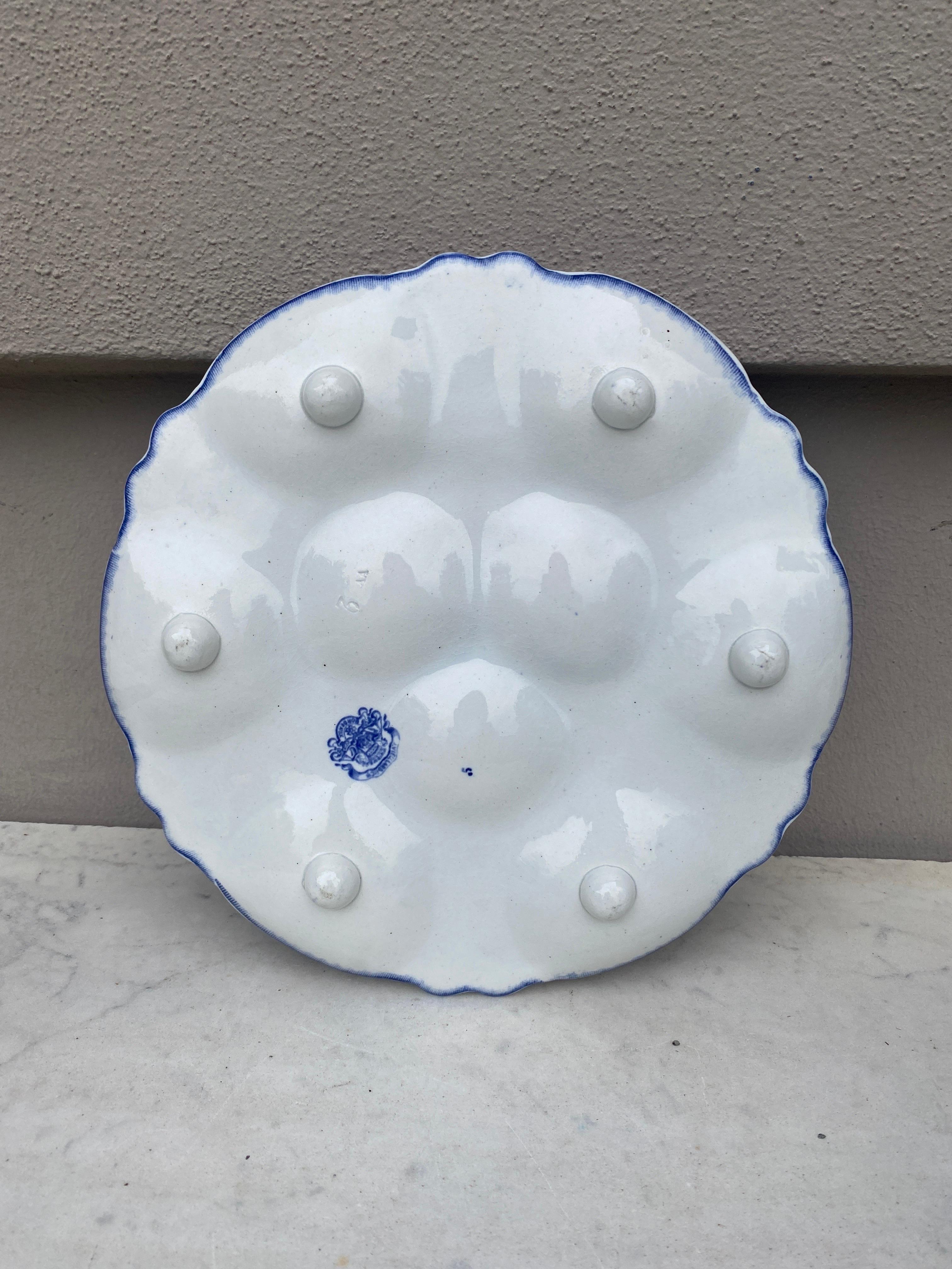 Francese Piatto ostrica in maiolica blu e bianca del XIX secolo Vieillard Bordeaux in vendita