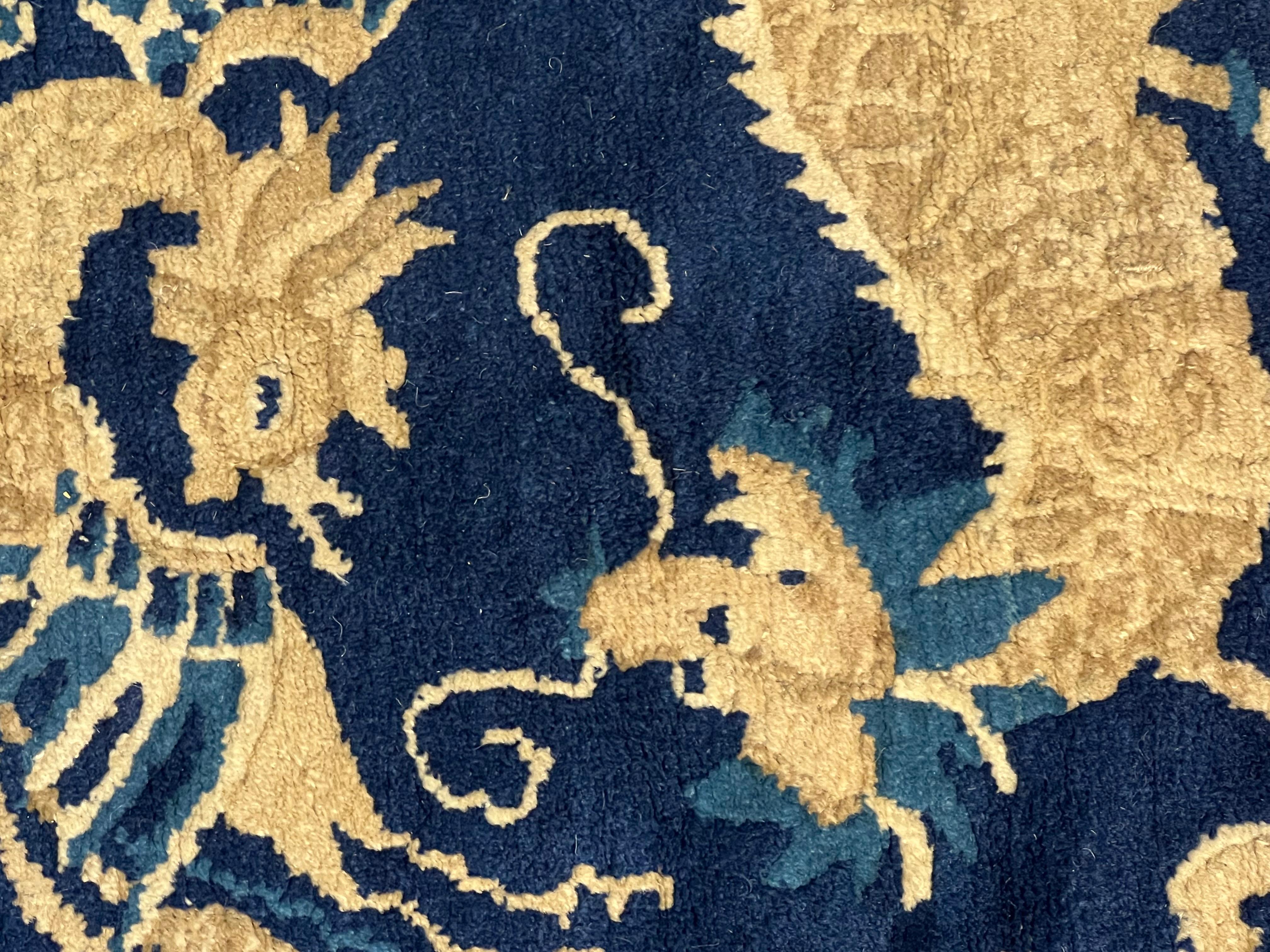 19th Century Blue White Medallion with Animals Wool Chinese Rug, circa 1870  For Sale 9