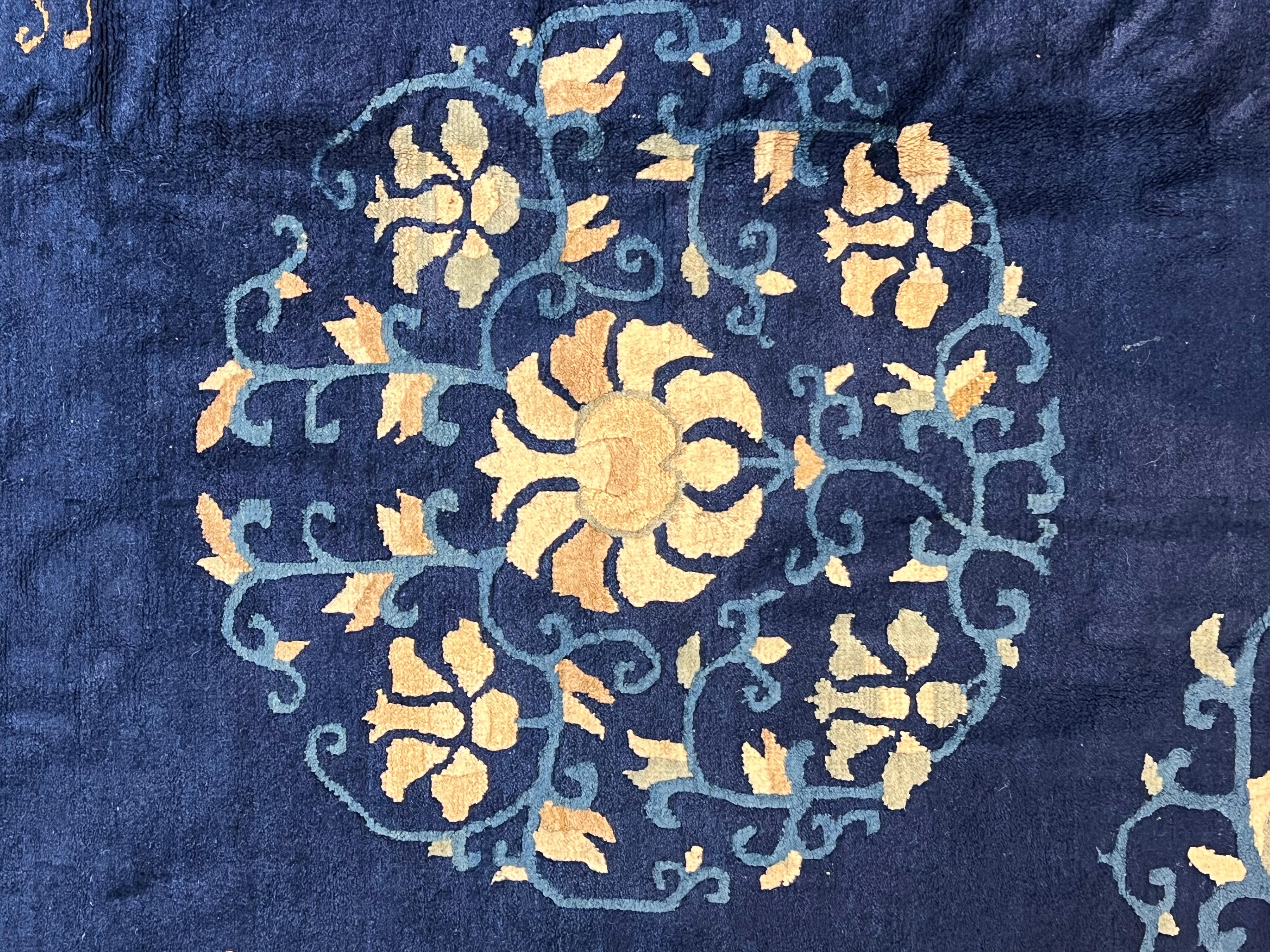 19th Century Blue White Medallion with Animals Wool Chinese Rug, circa 1870  For Sale 10