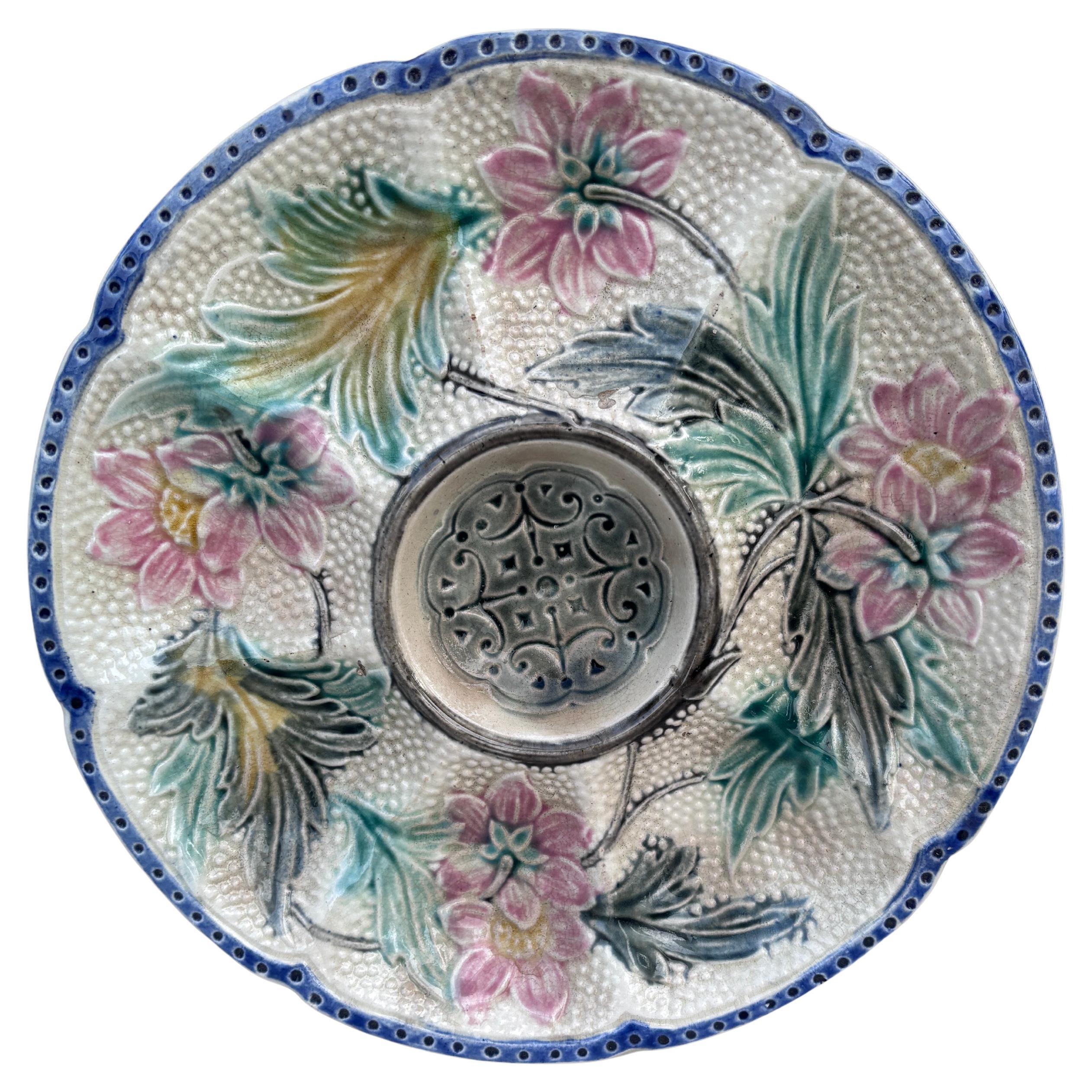 Late 19th Century 19th Century Blue & White Seaweeds Oyster Plate Bordeaux For Sale