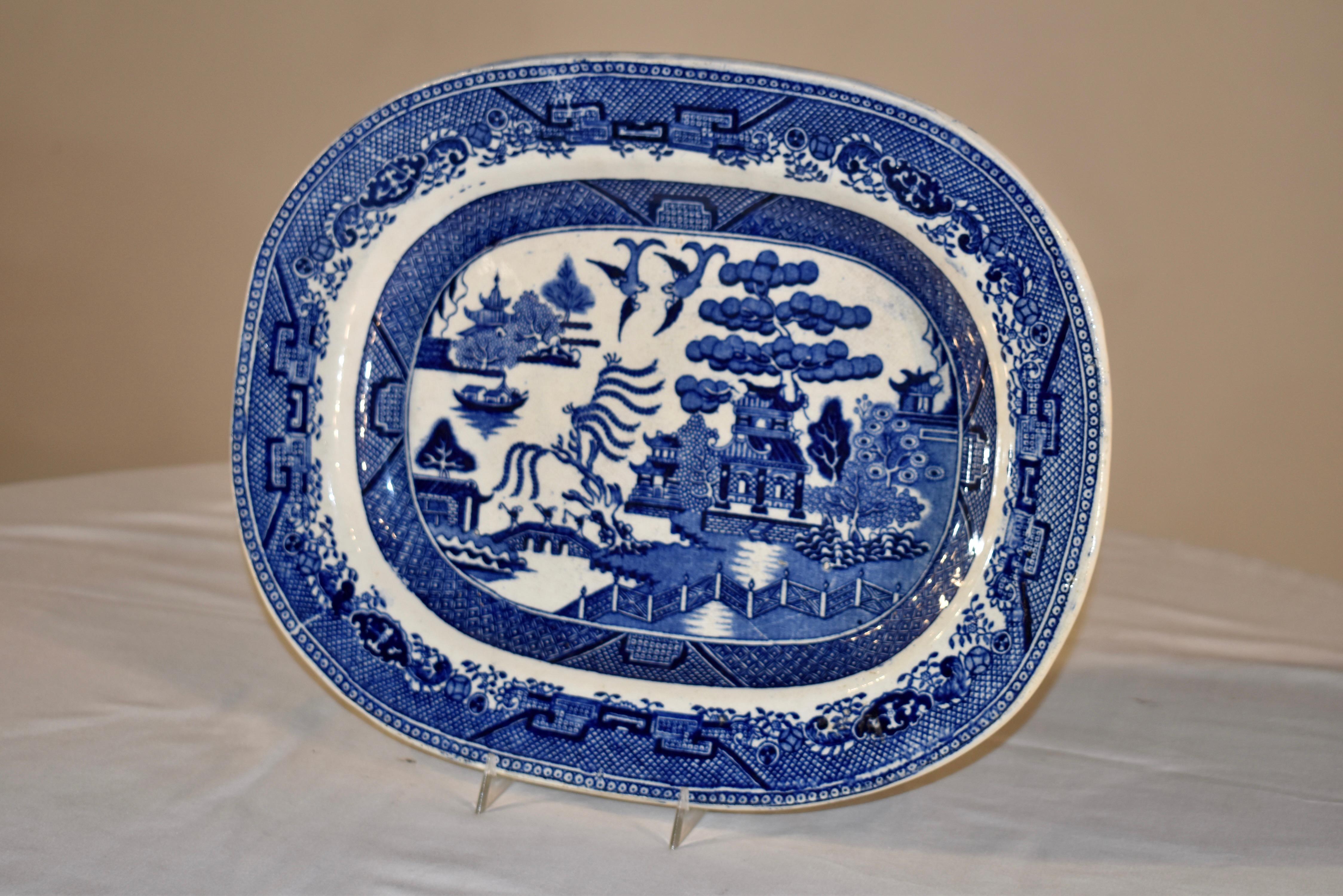 Victorian 19th Century Blue Willow Platter For Sale