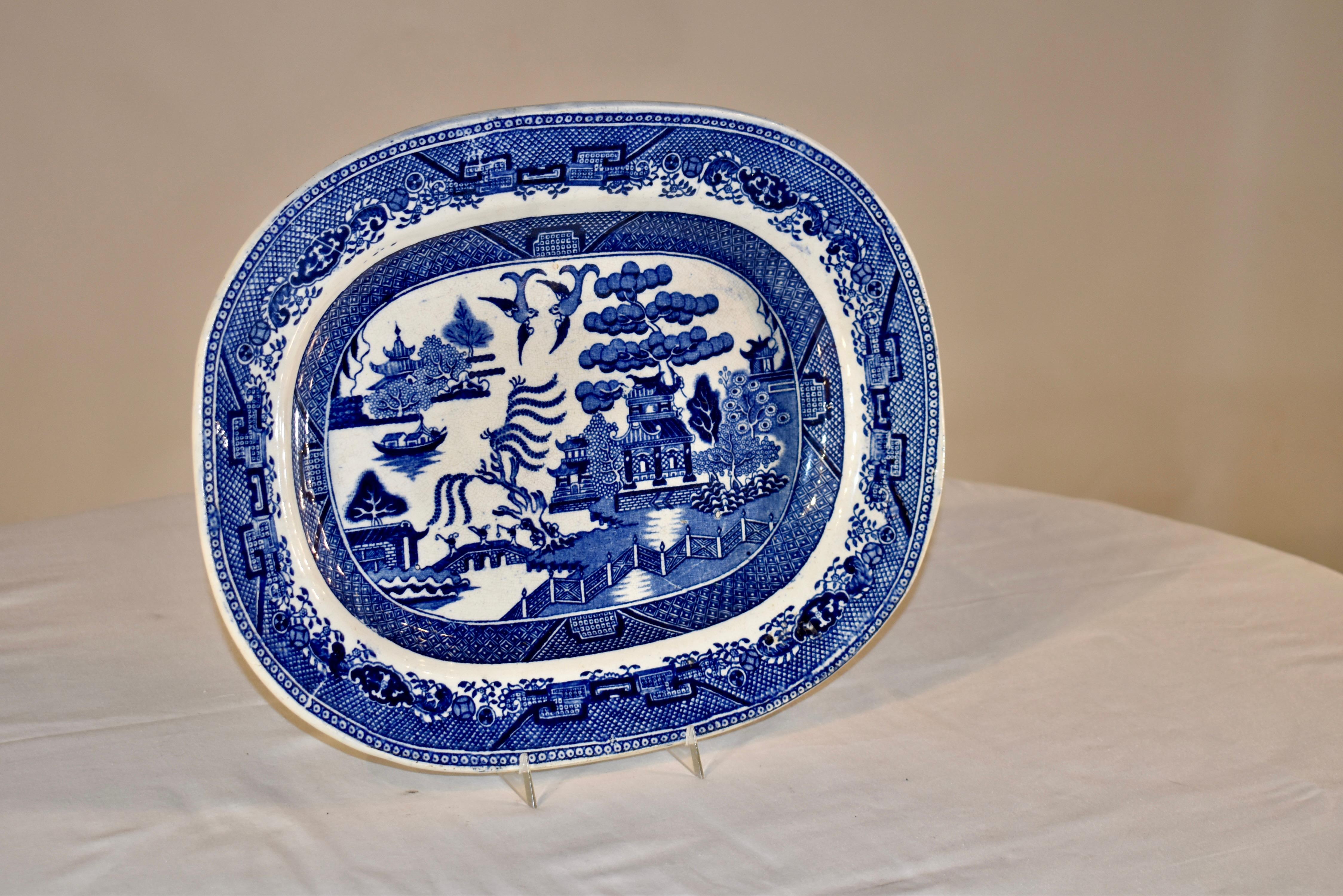 English 19th Century Blue Willow Platter For Sale