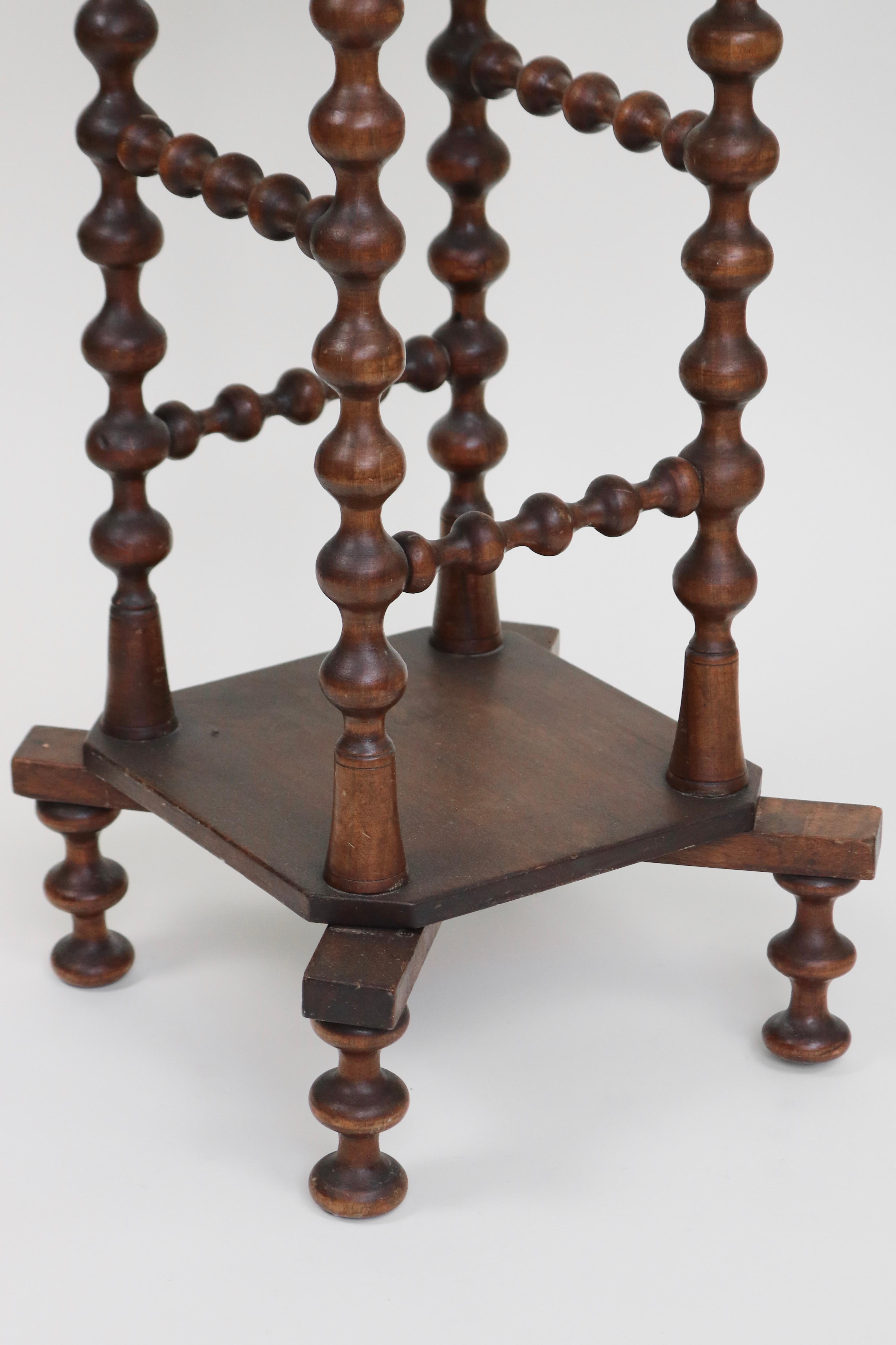19th Century Bobbin Leg French Side Table For Sale 1
