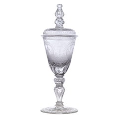 Copa y tapa de cristal grabado de Bohemia del siglo XIX