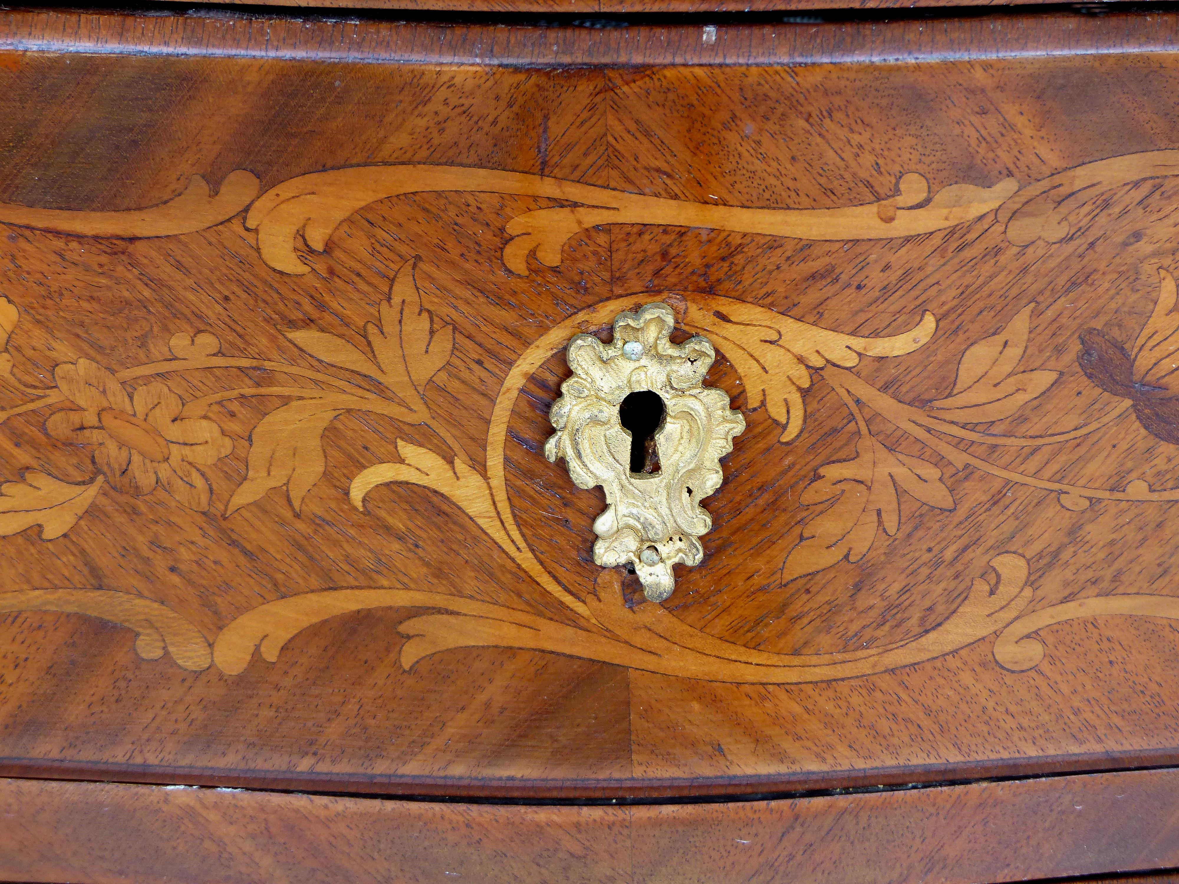 19th Century Bombe Marquetry Secrétaire à Abattant, Marble Top and Bronze Mounts For Sale 4