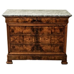 Commodes and Chests of Drawers