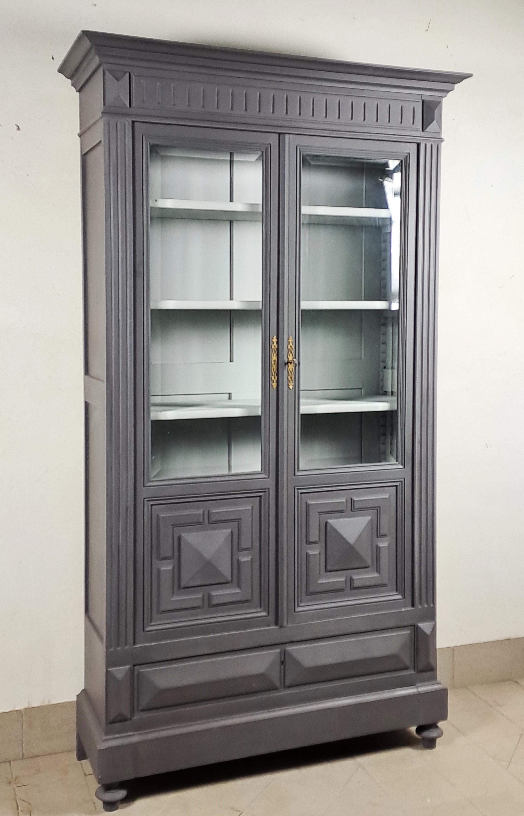Francese Libreria del XIX secolo in Wood laccato grigio in vendita