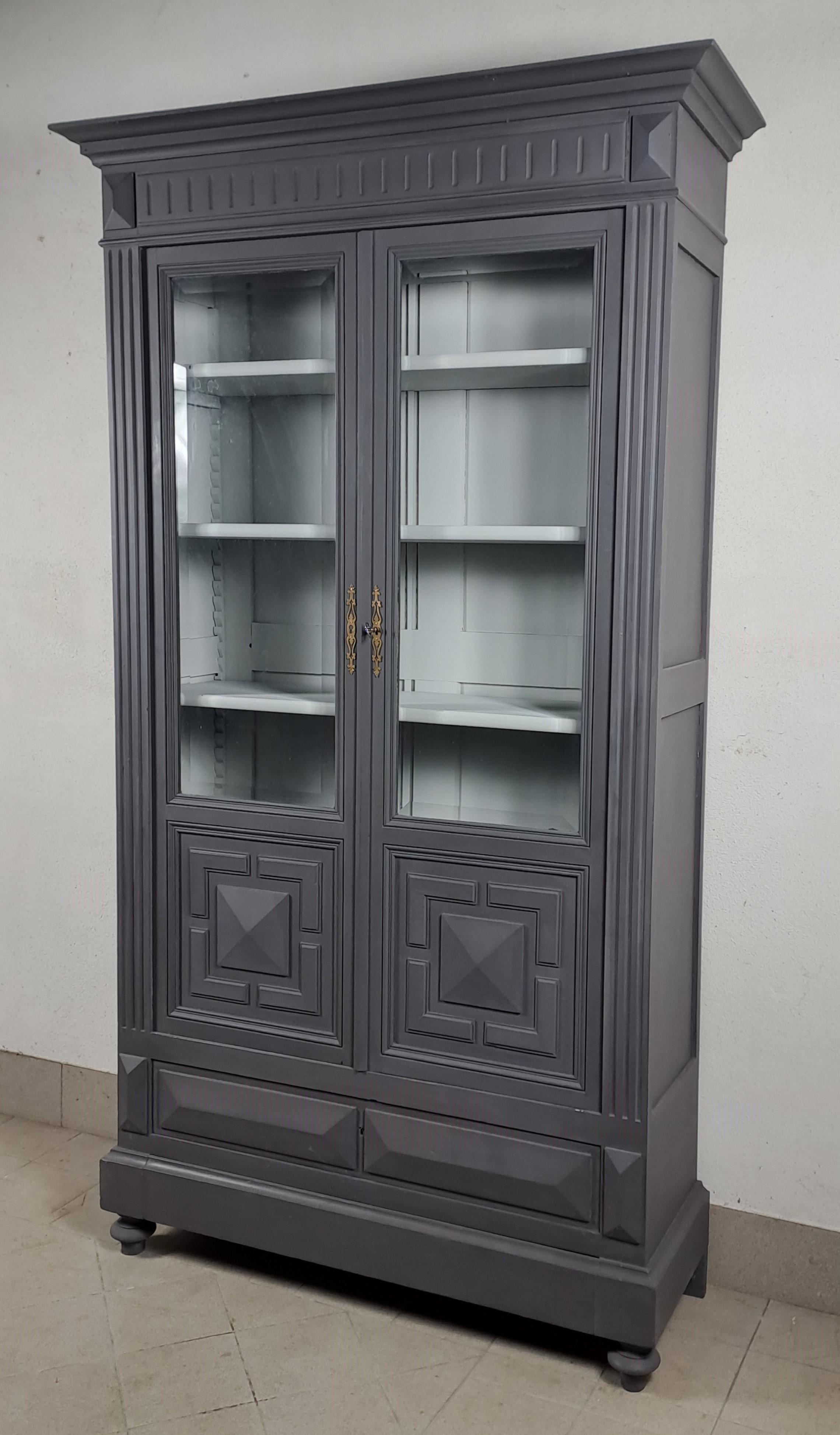 Libreria del XIX secolo in Wood laccato grigio In condizioni buone in vendita a BARSAC, FR
