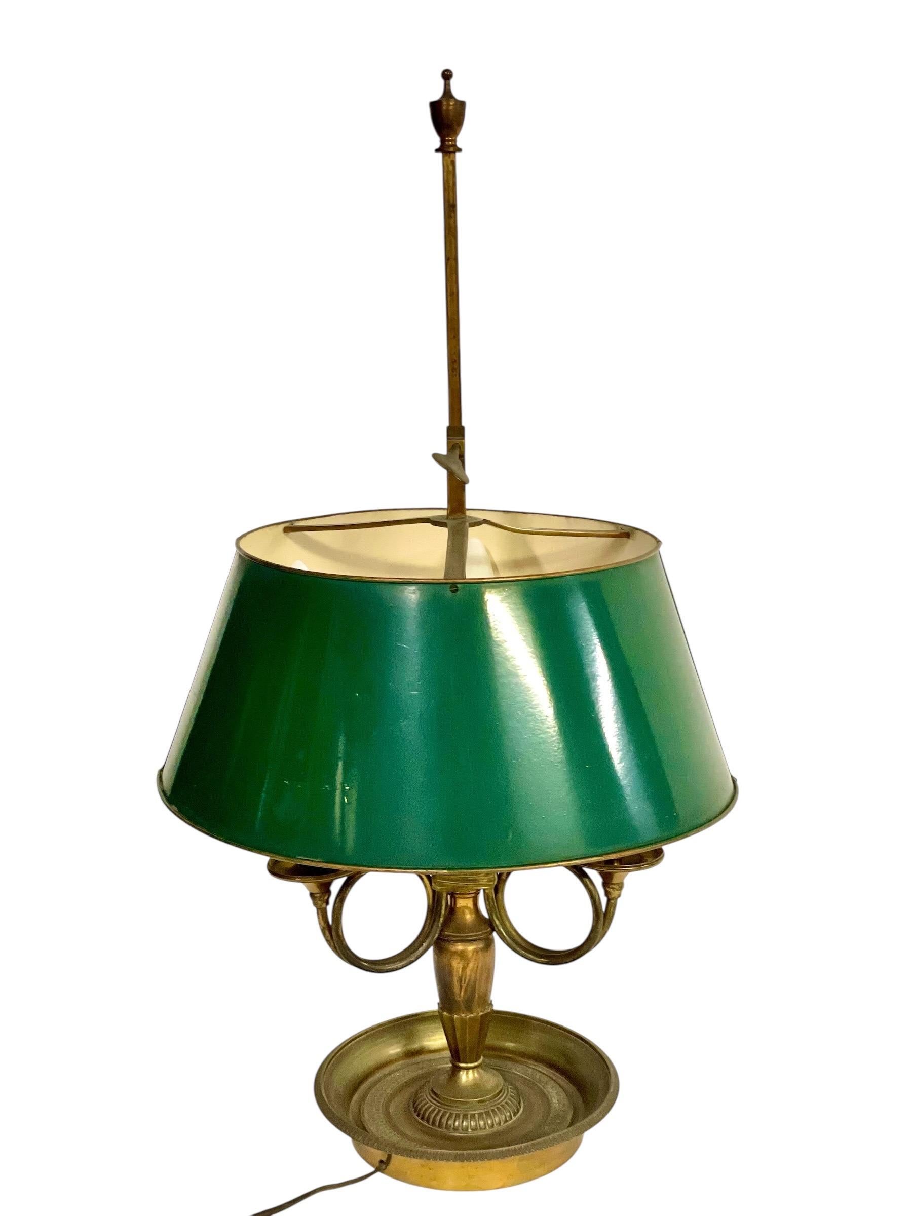 Lámpara Bouillotte del Siglo XIX con Pantalla de Tole Verde y Base de Bronce en venta 1