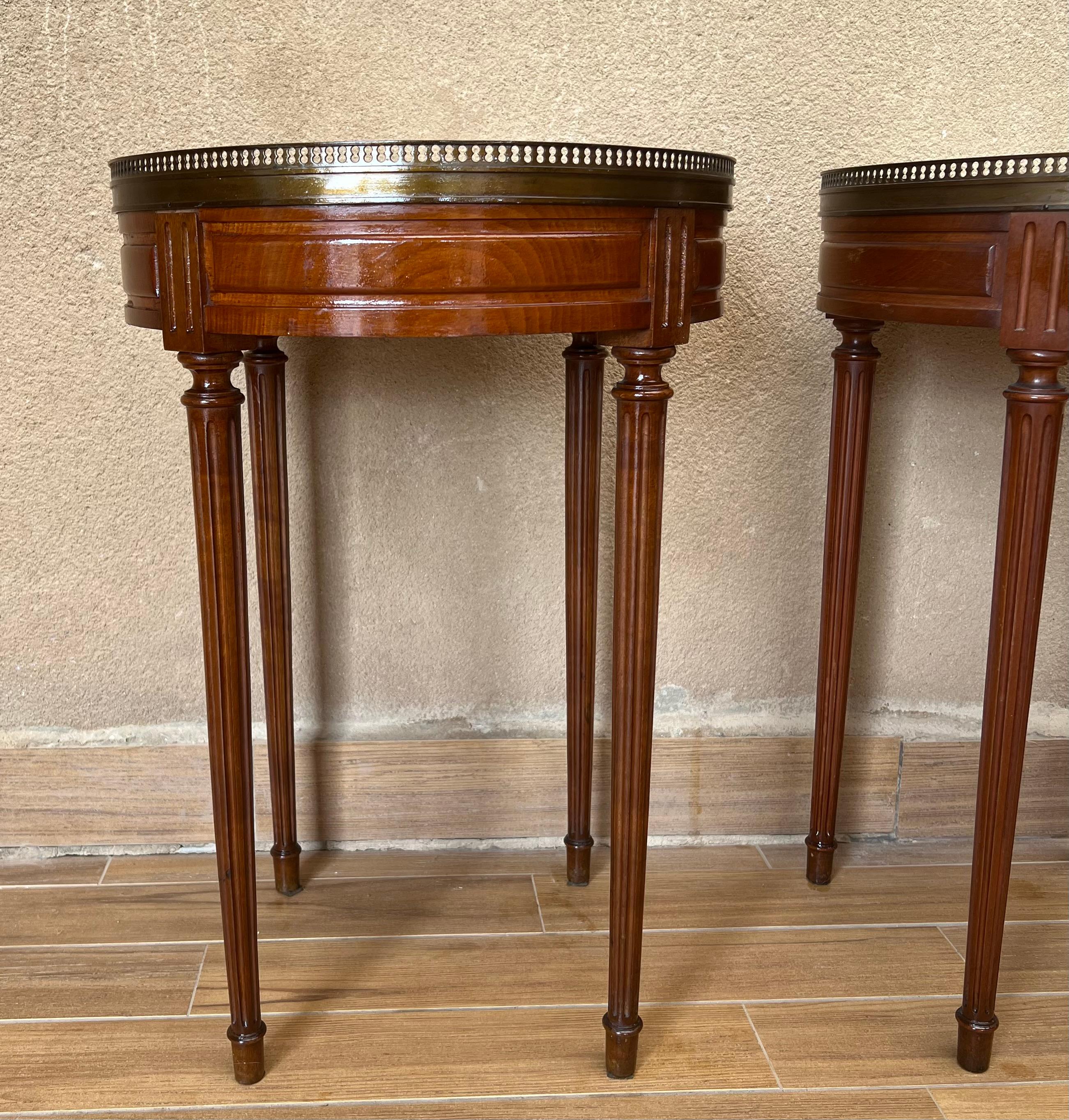 19th Century Bouillotte Louis XVI Style, Kidney Shaped Side Tables or Nightstand 3
