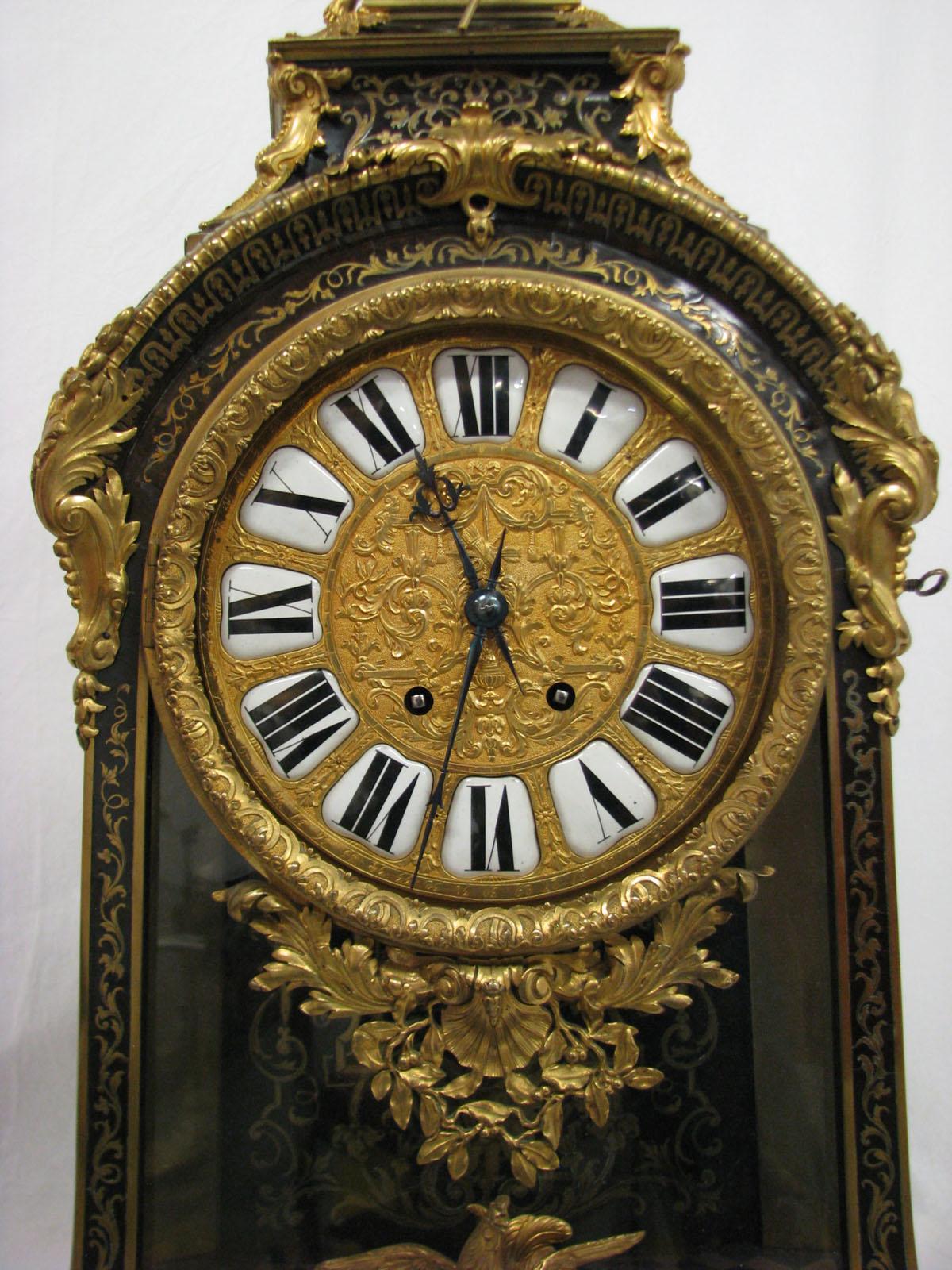 19th Century Boulle Mantel Clock '18th Century Pattern' Wood Gilded Bronze For Sale 4
