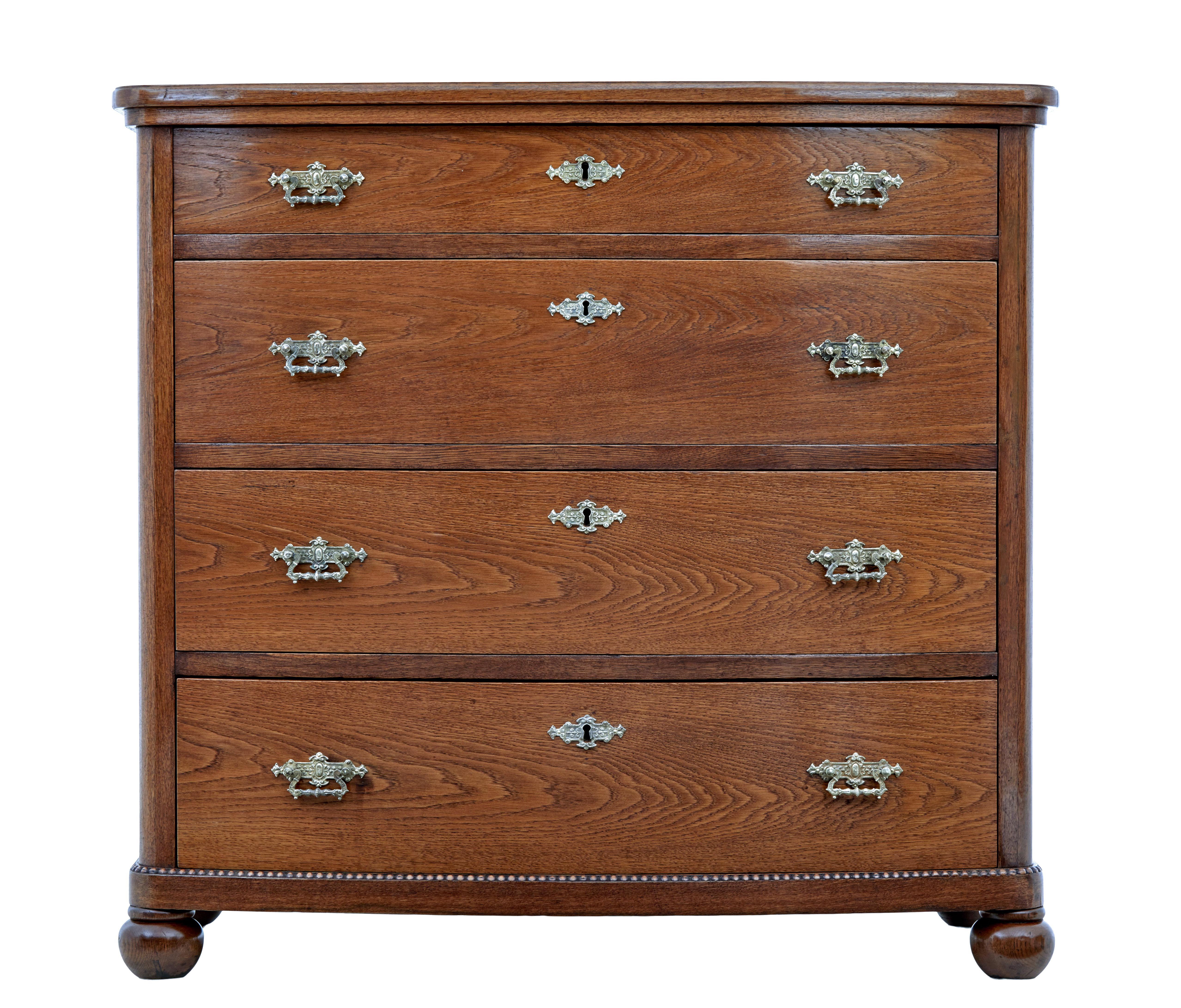 19th century bow front oak chest of drawers For Sale 2