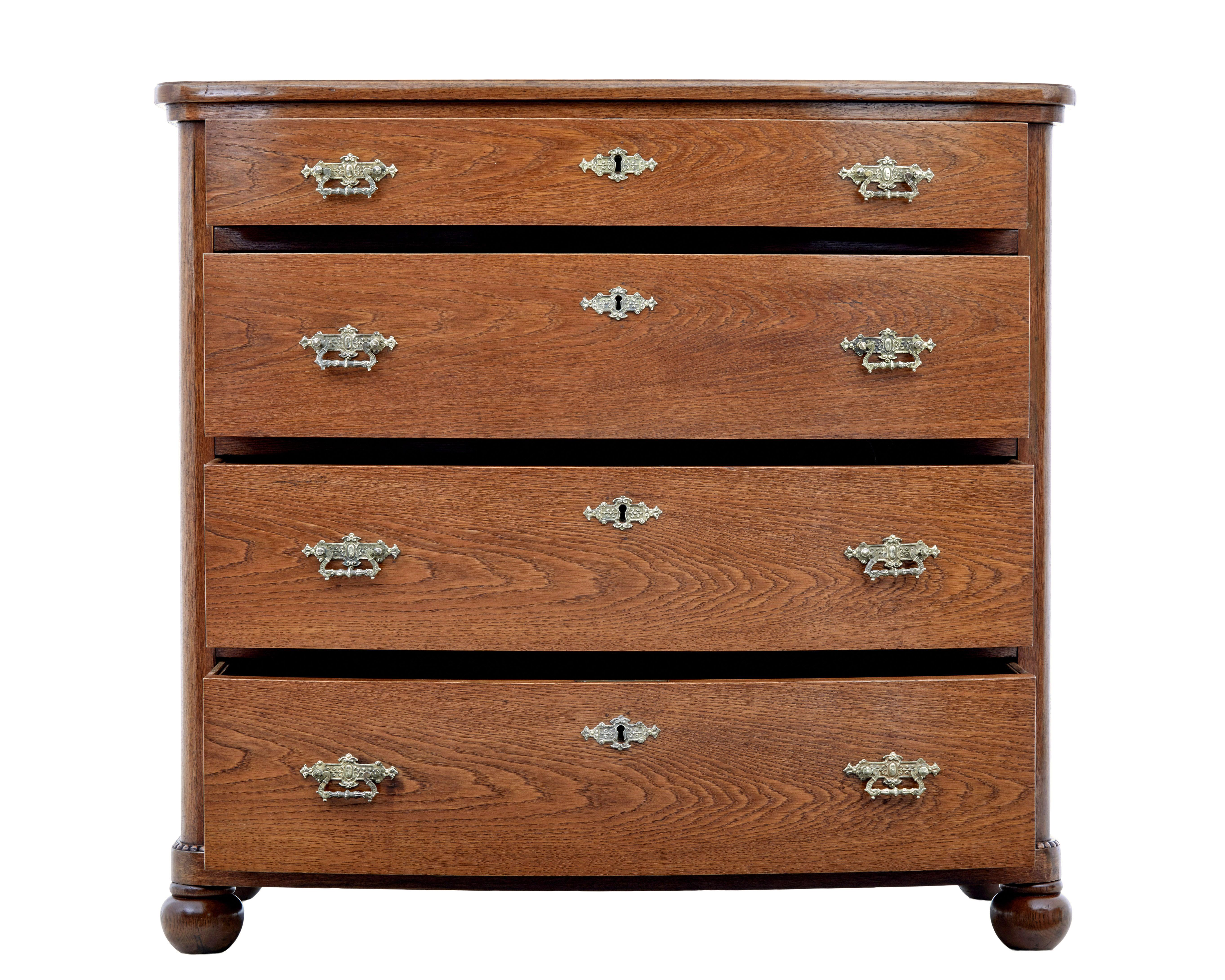 Victorian 19th Century bowfront oak chest of drawers For Sale