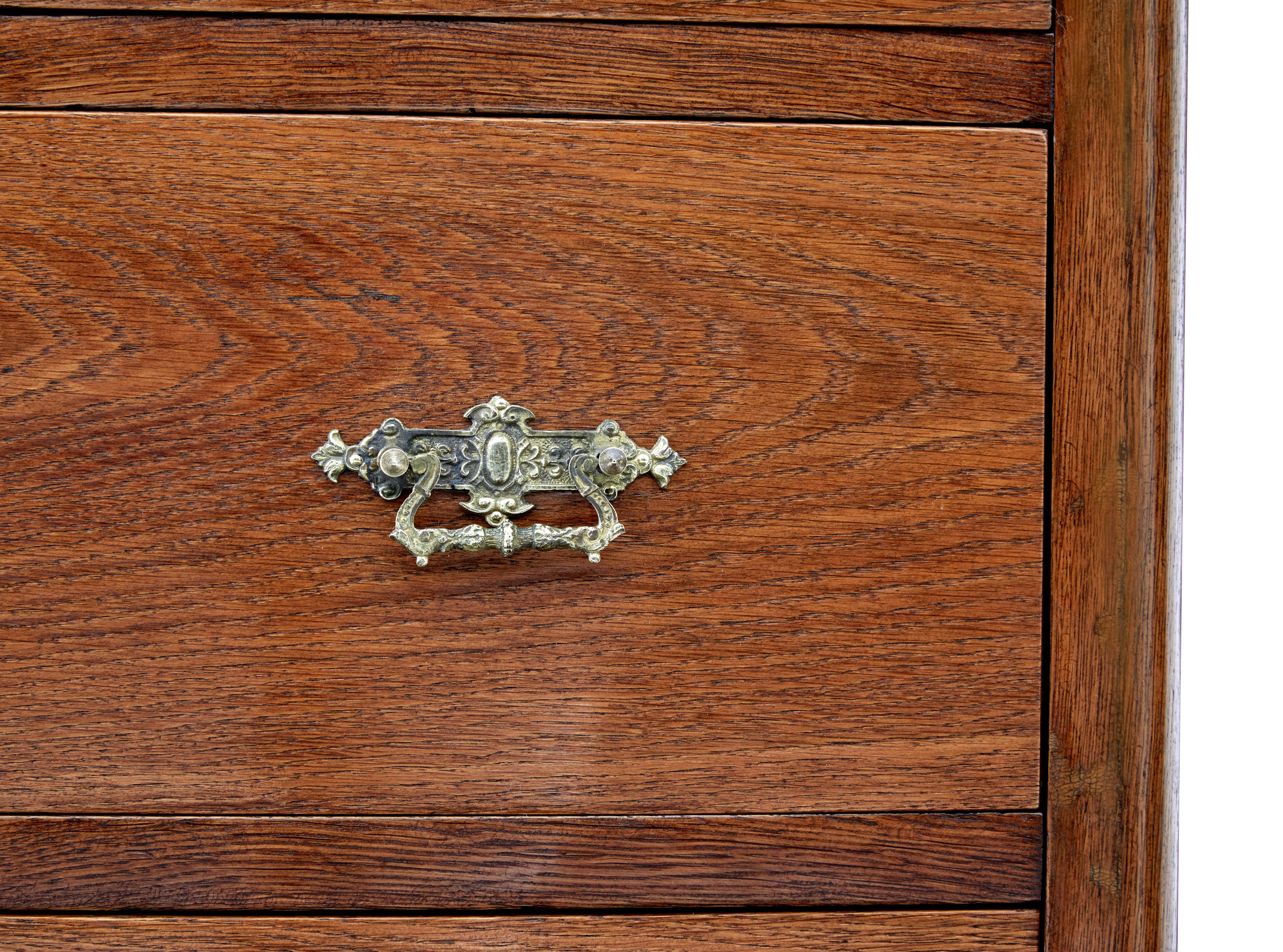 Oak 19th Century bowfront oak chest of drawers For Sale