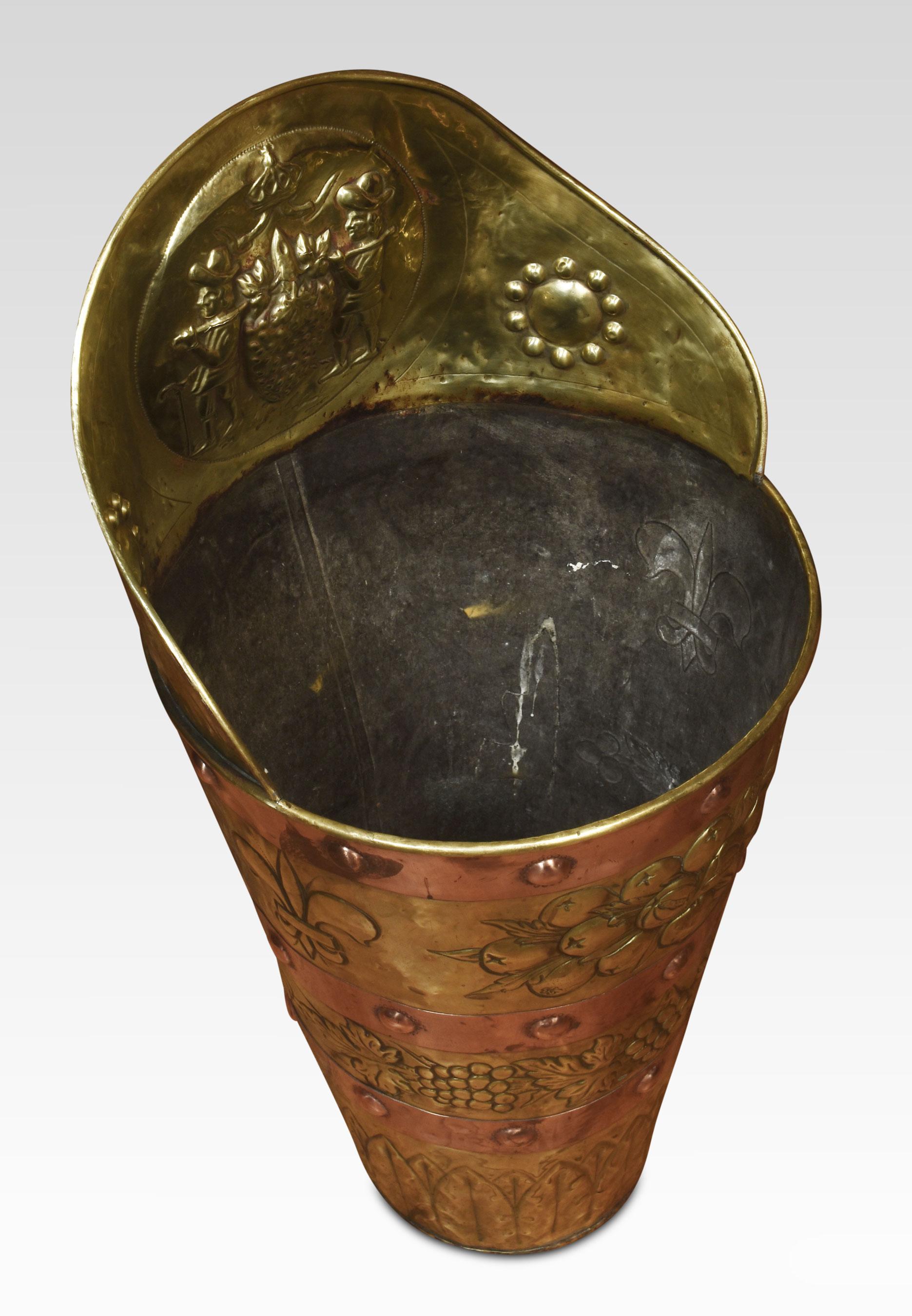 Brass 19th Century brass and copper umbrella stand For Sale