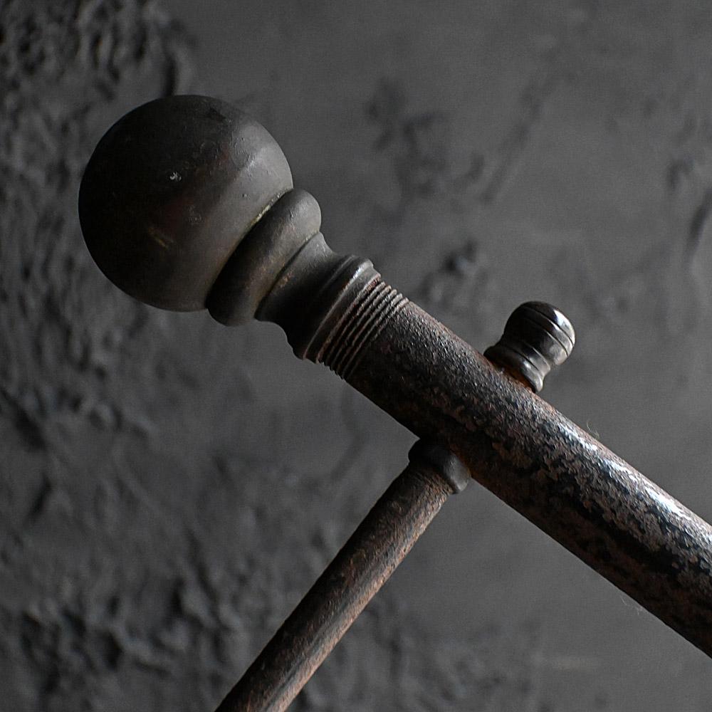 Espositore da negozio inglese in ottone e ferro del XIX secolo in vendita 3