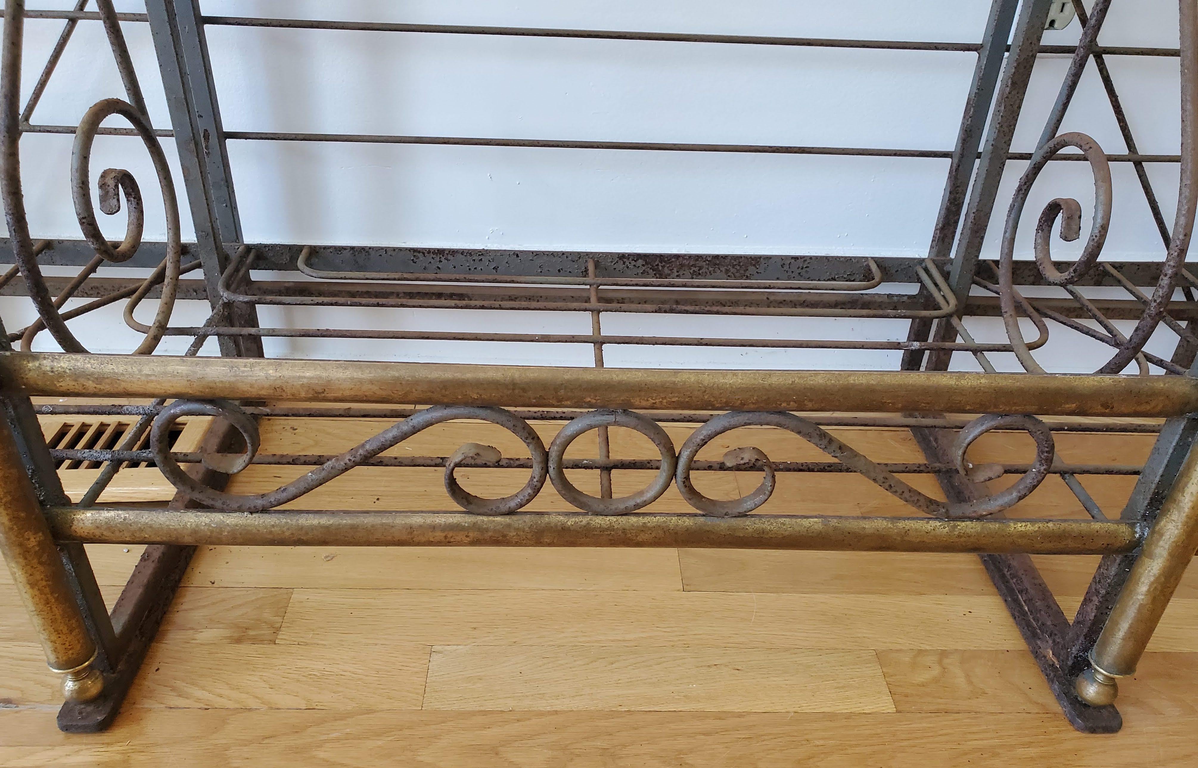 Late 19th Century Brass and Steel French Provincial Baker’s Rack For Sale 5