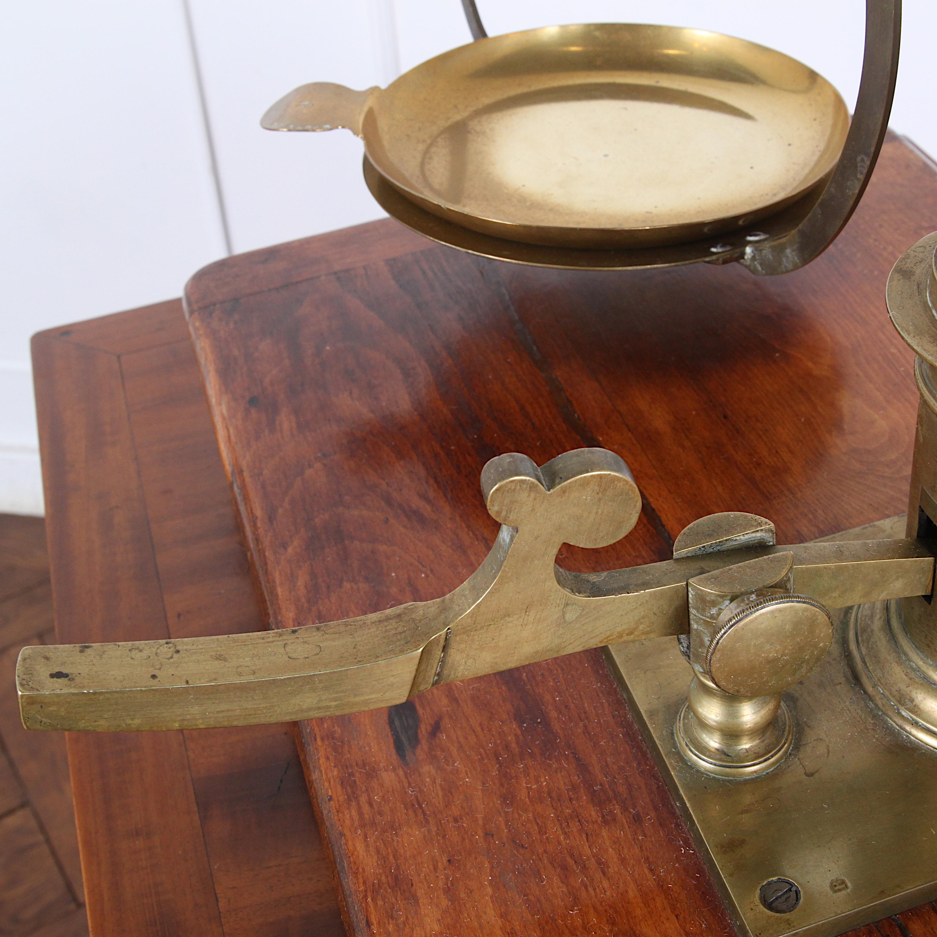 19th Century Brass Balance Scale In Good Condition In Vancouver, British Columbia