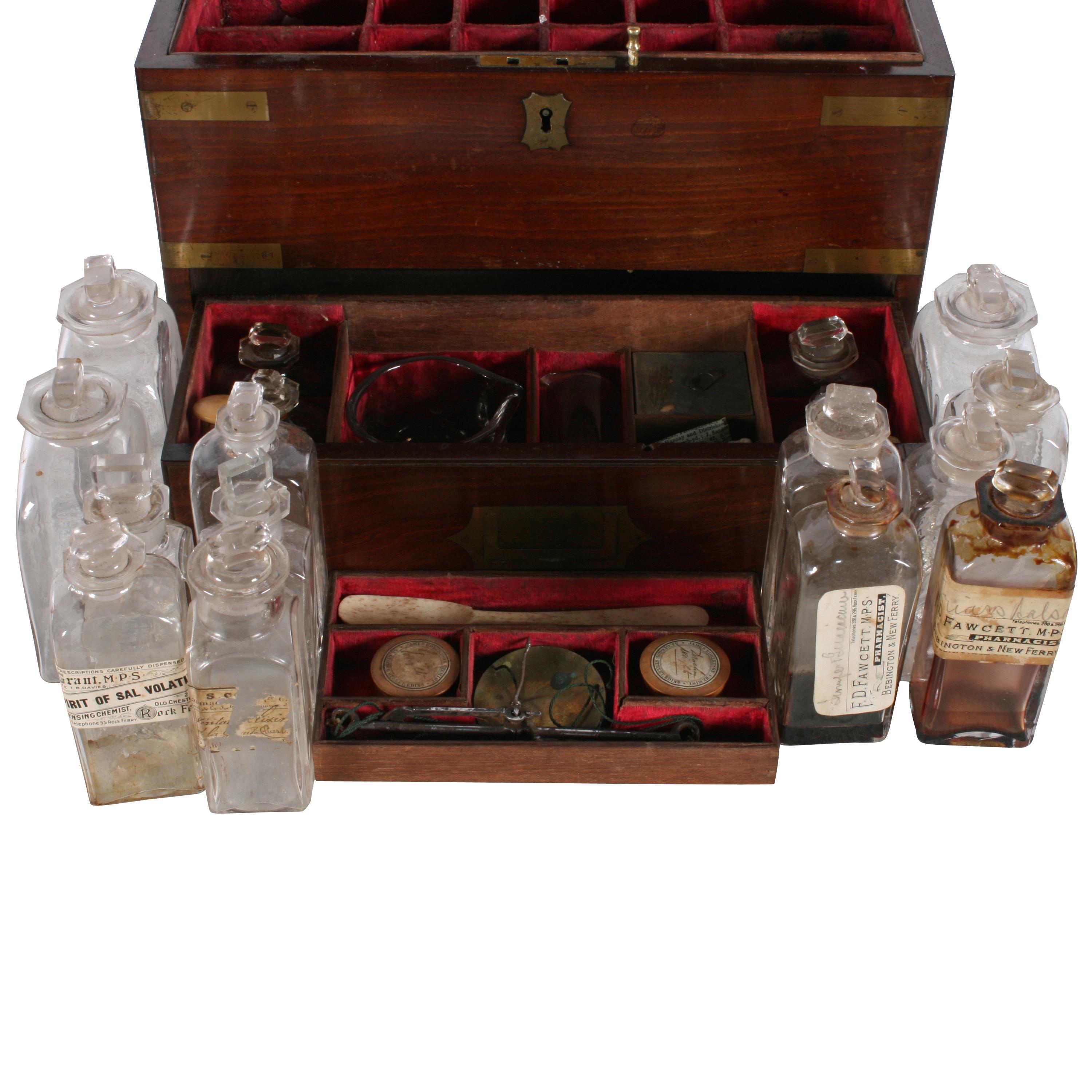19th Century Brass Bound Apothecary Box In Good Condition For Sale In Newcastle Upon Tyne, GB