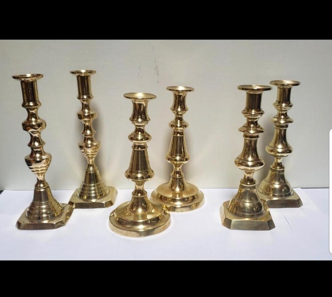 English 19th Century Brass Candlesticks, England, circa 1830-1860 Three Pairs For Sale