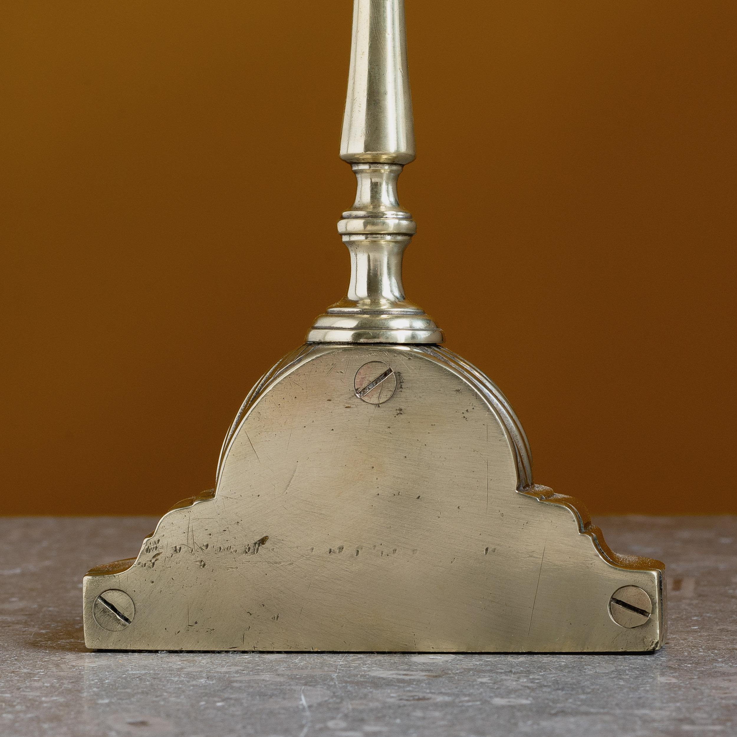 Facchino per porte in ottone del XIX secolo in vendita 3
