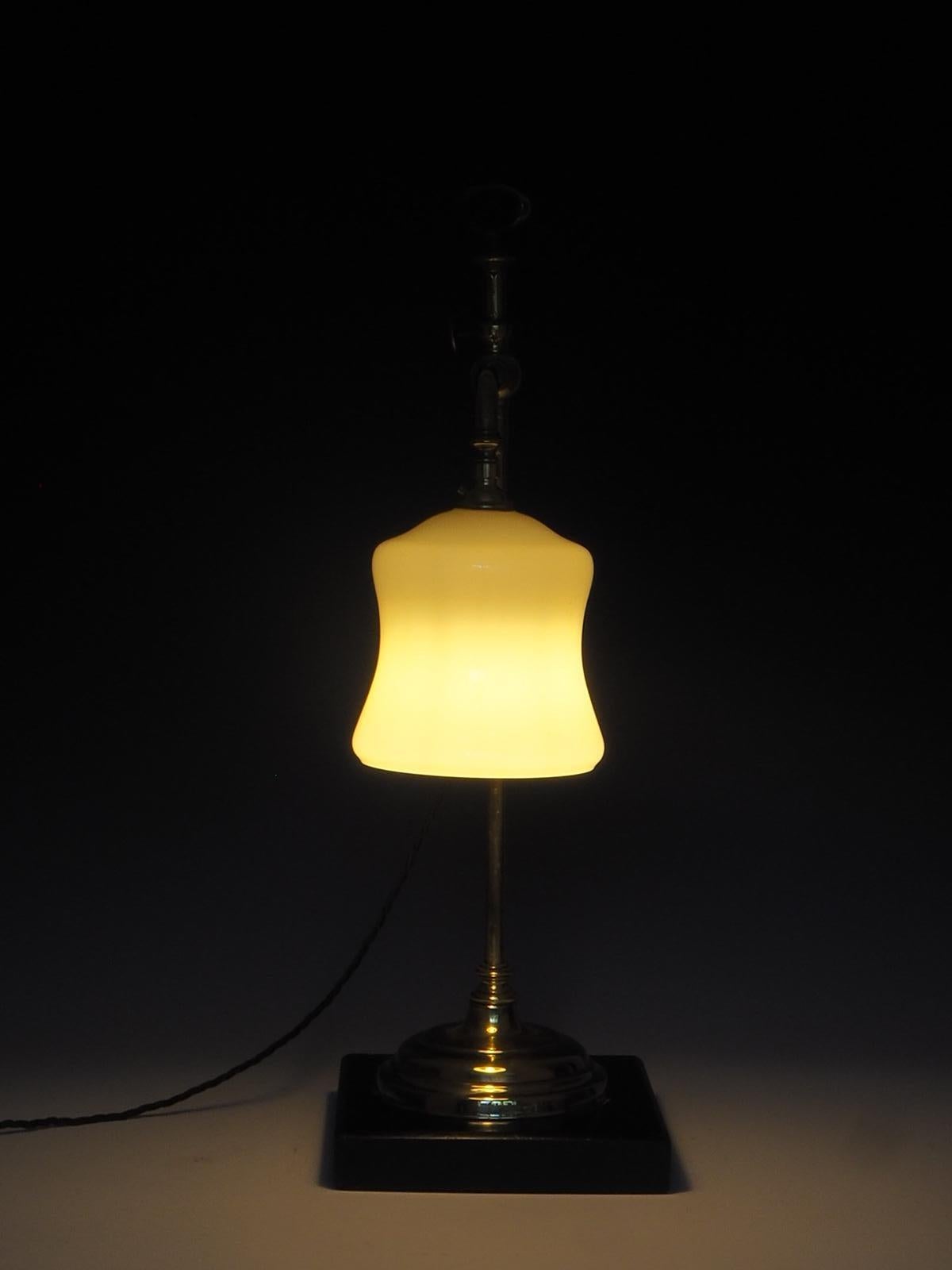 19th Century Brass & Ebonised Rise and Fall Desk Lamp In Good Condition In Lincoln, GB