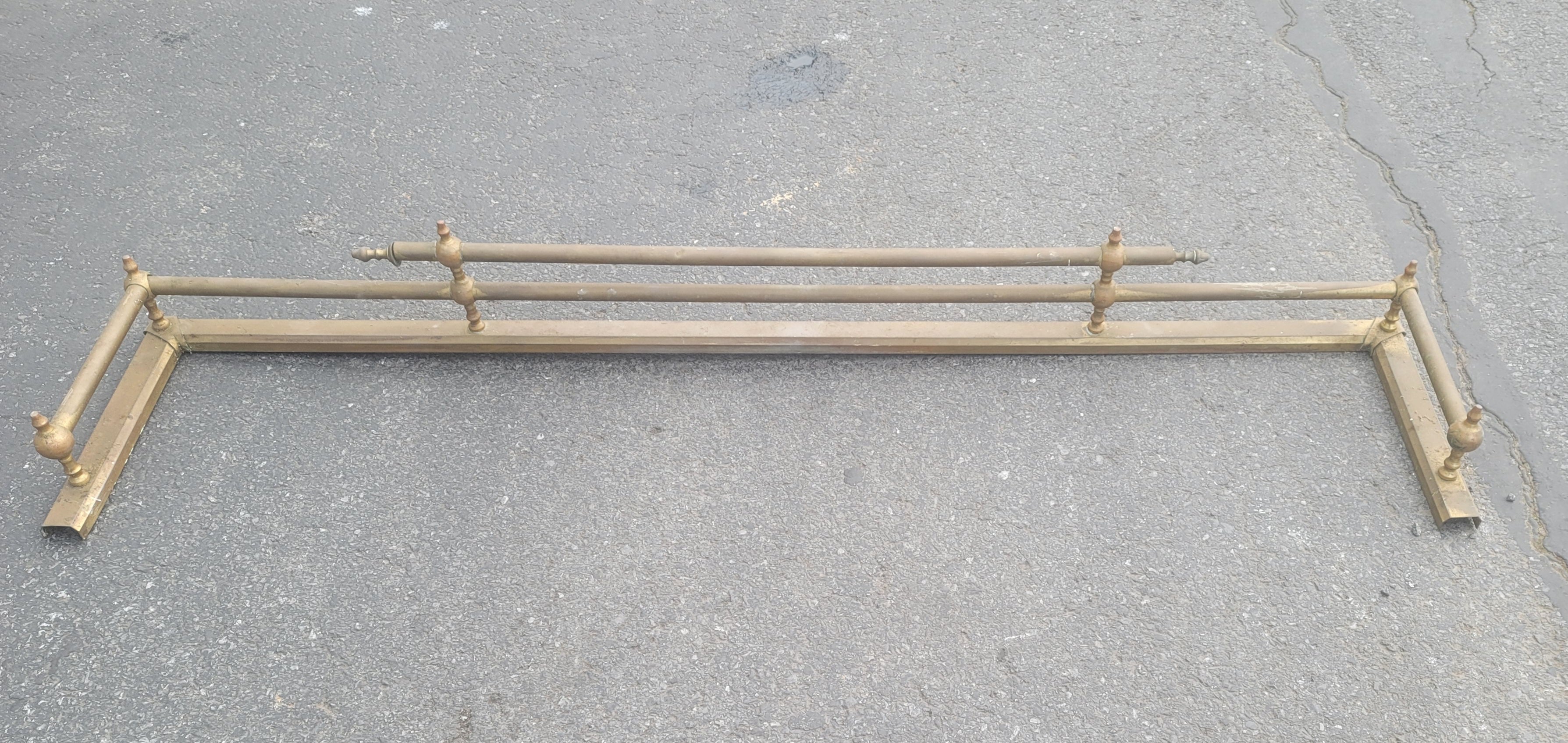 19th Century Brass Fireplace Fender  In Good Condition For Sale In Germantown, MD